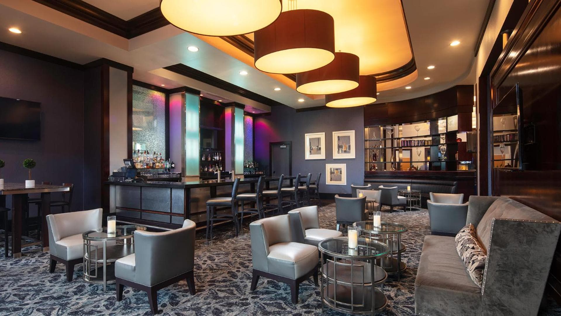 Las Vegas Getaway Ultimate Suite con una camera da letto, balcone, cucina, palestra, piscina e parcheggio gratuito — 24