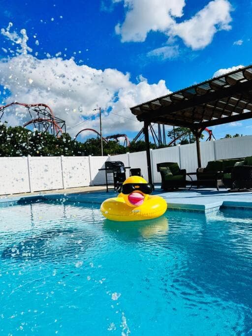 Busch Gardens Deluxe Edition con piscina riscaldata — 3