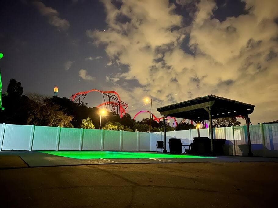 Busch Gardens Deluxe Edition con piscina riscaldata — 2