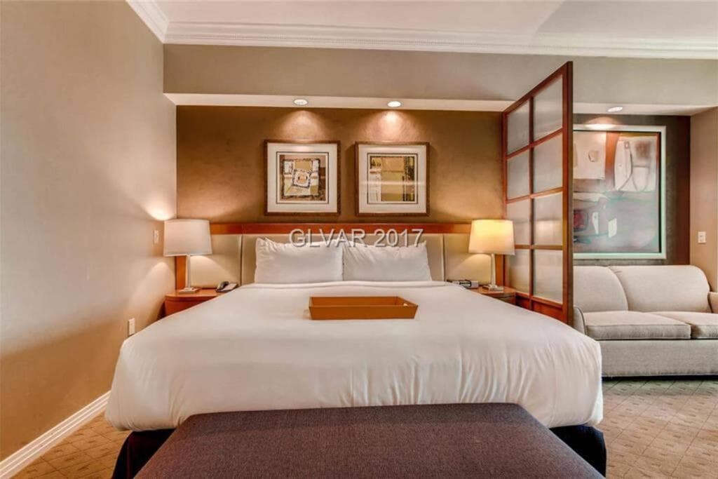 MGM Signature PH Appartamento monolocale deluxe al 30° piano, affacciato sulla strip e con balcone — 24