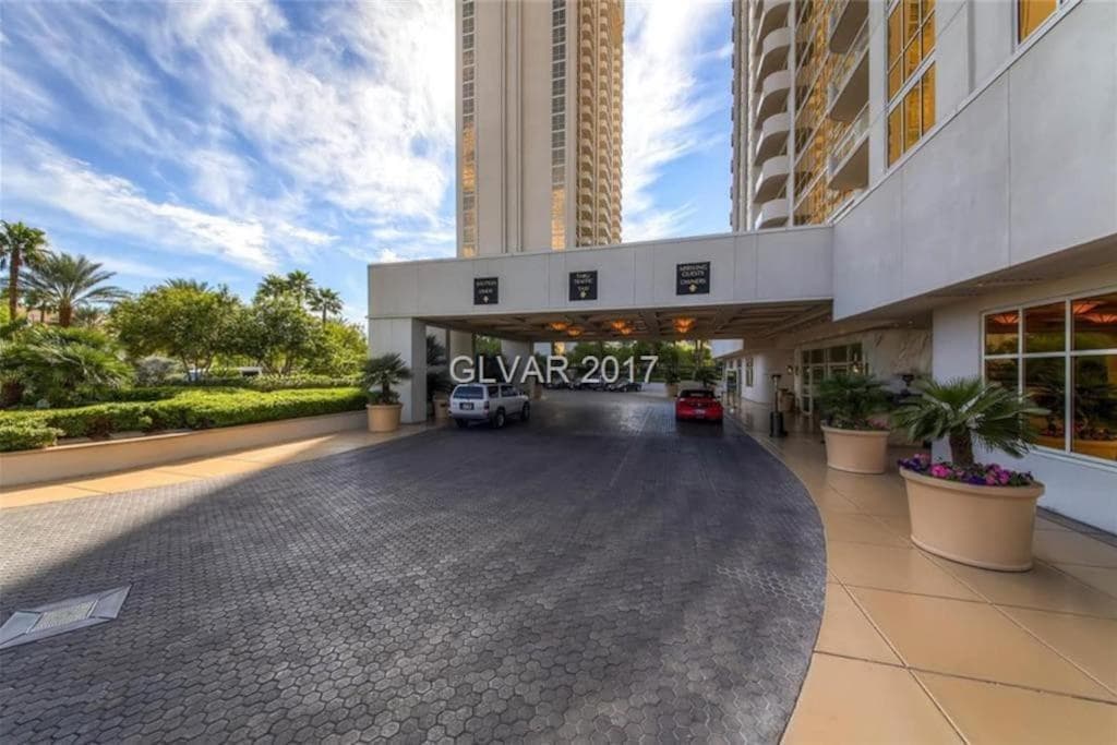 MGM Signature PH Appartamento monolocale deluxe al 30° piano, affacciato sulla strip e con balcone — 13