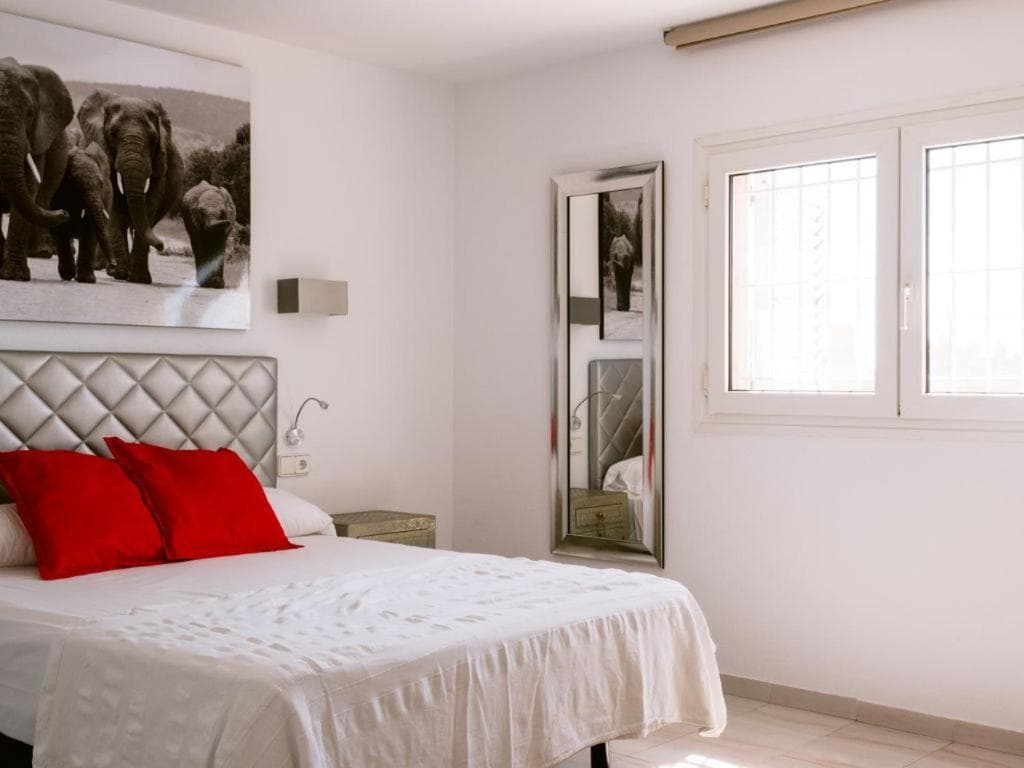Villa KM2 preciosa villa situada a las afueras de Sa Carroca, a 5 minutos en coche de Playa den Bossa — 11