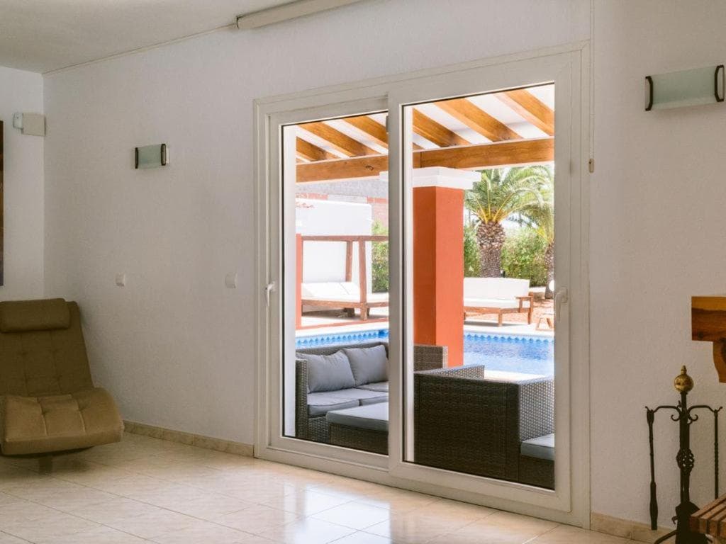 Villa KM2 preciosa villa situada a las afueras de Sa Carroca, a 5 minutos en coche de Playa den Bossa — 22