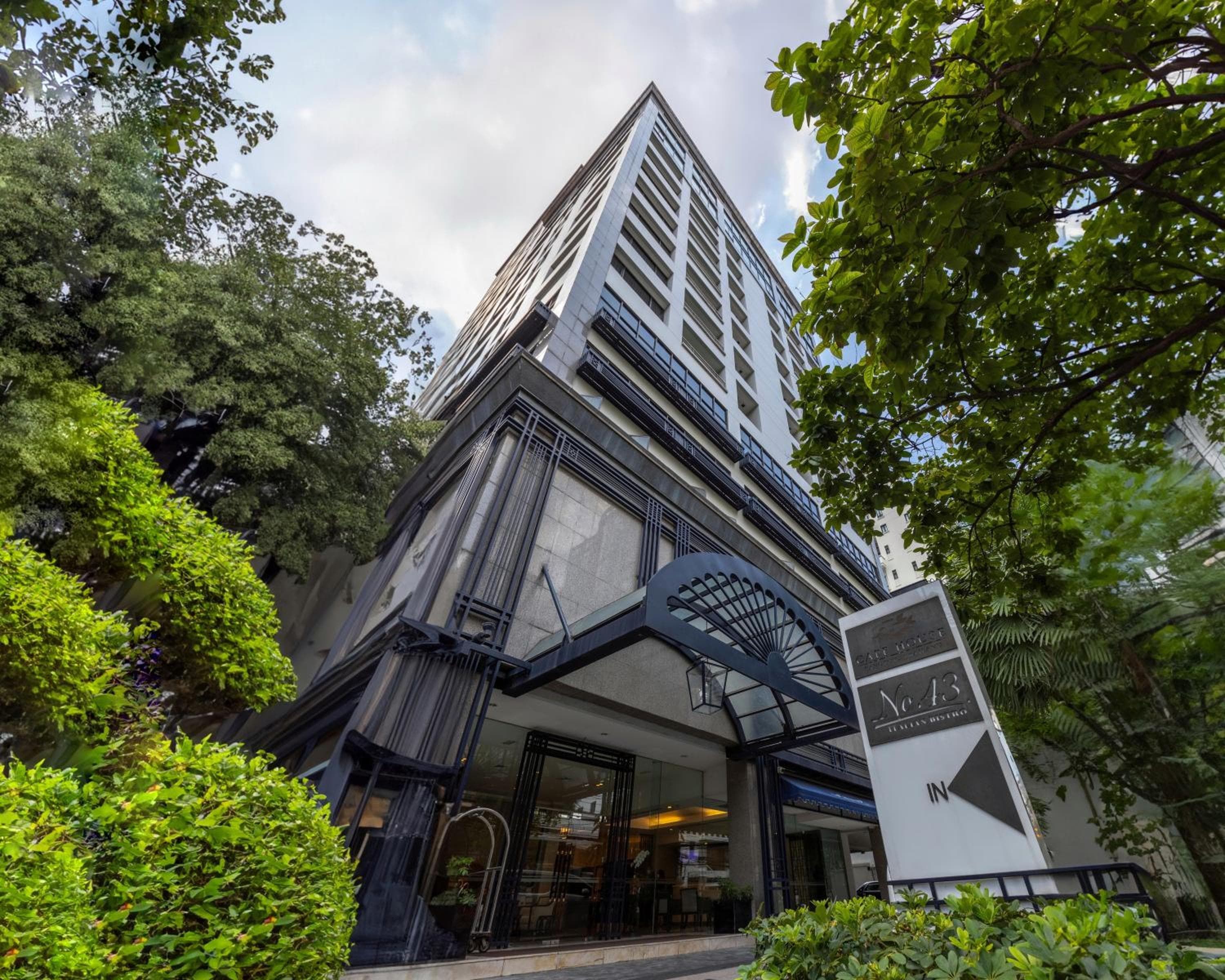 Cape House Langsuan Hotel — 1