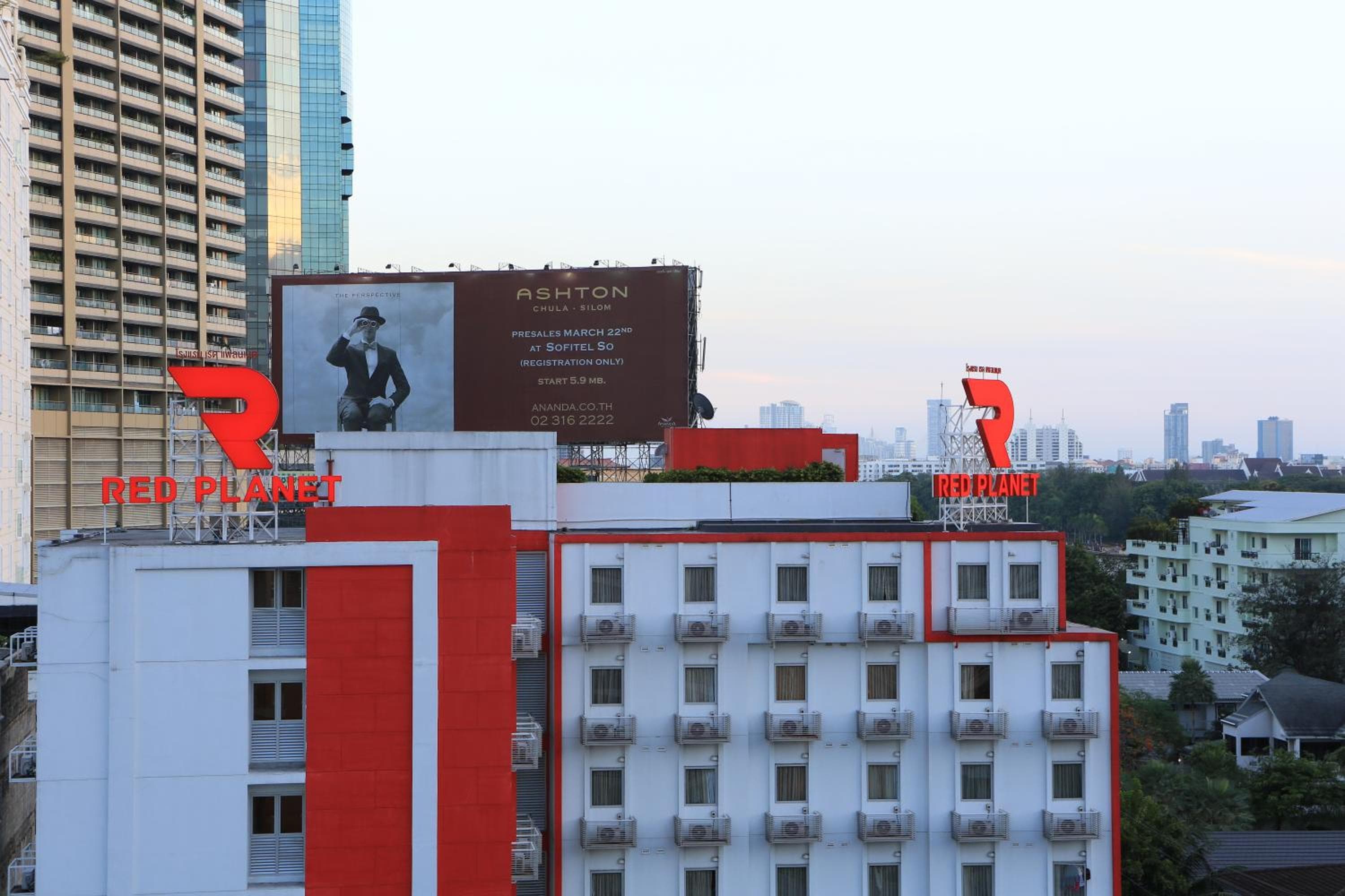 Pianeta Rosso Bangkok Asoke - SHA Extra Plus — 7