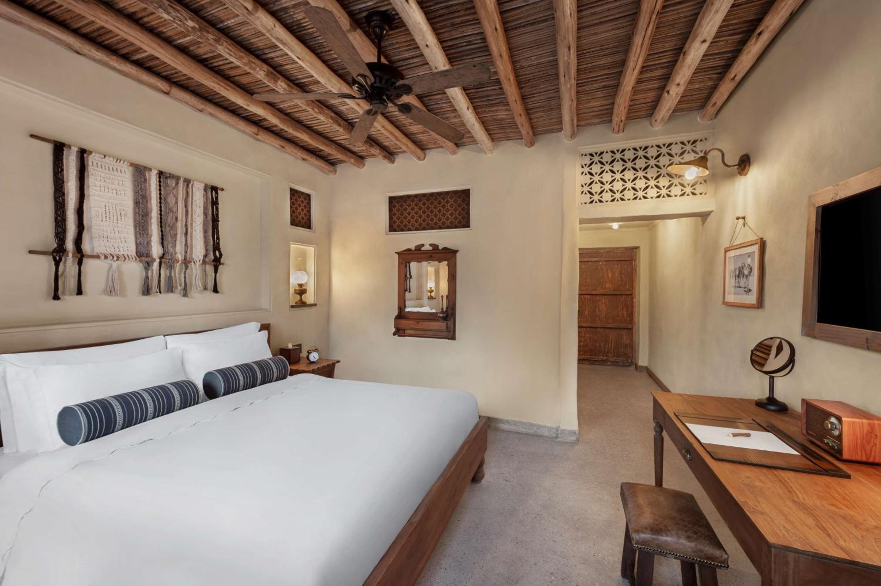 Al Seef Heritage Hotel Dubai, Curio Collection by Hilton — 10