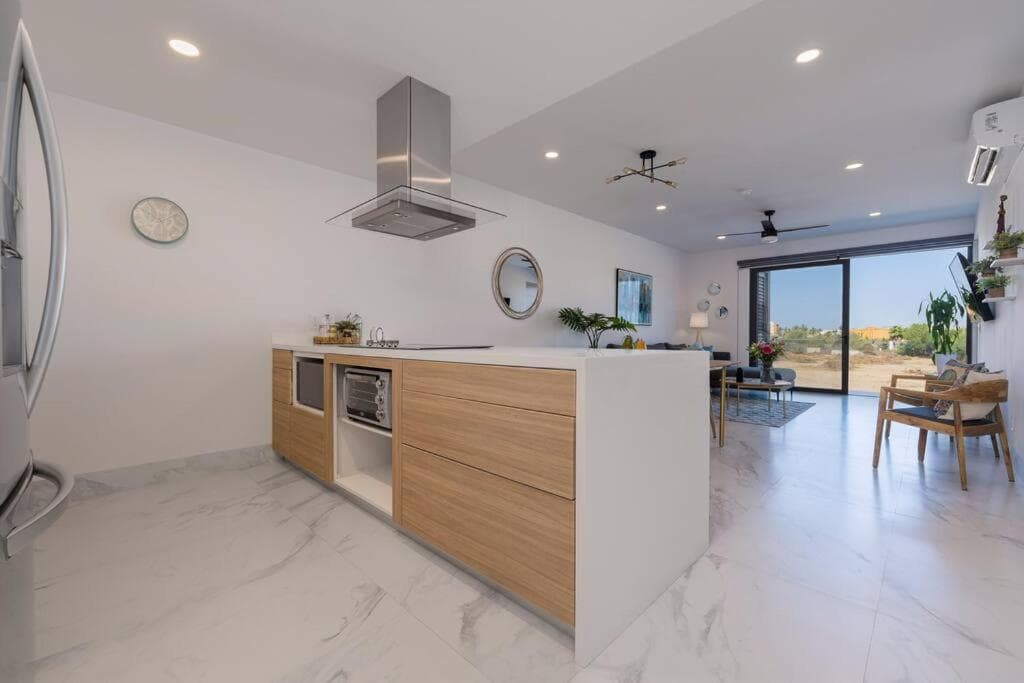 Casa Sueño - Modern, spacious & luxurious brand new condo — 9