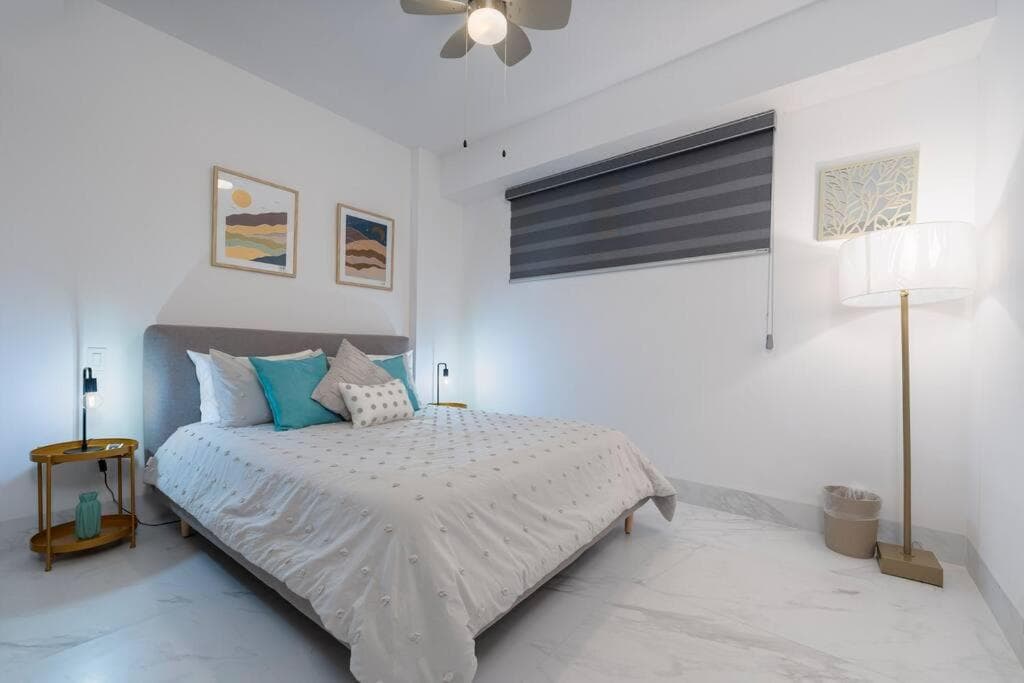 Casa Sueño - Modern, spacious & luxurious brand new condo — 17