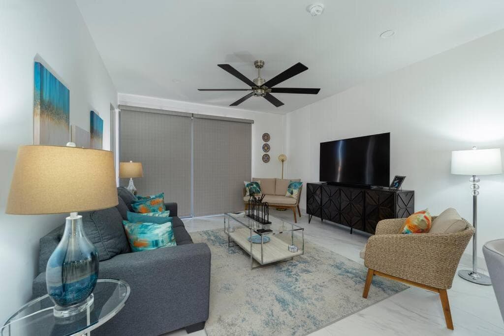 Casa Cabo - THE BEST, fully equipped luxurious brand new condo — 2