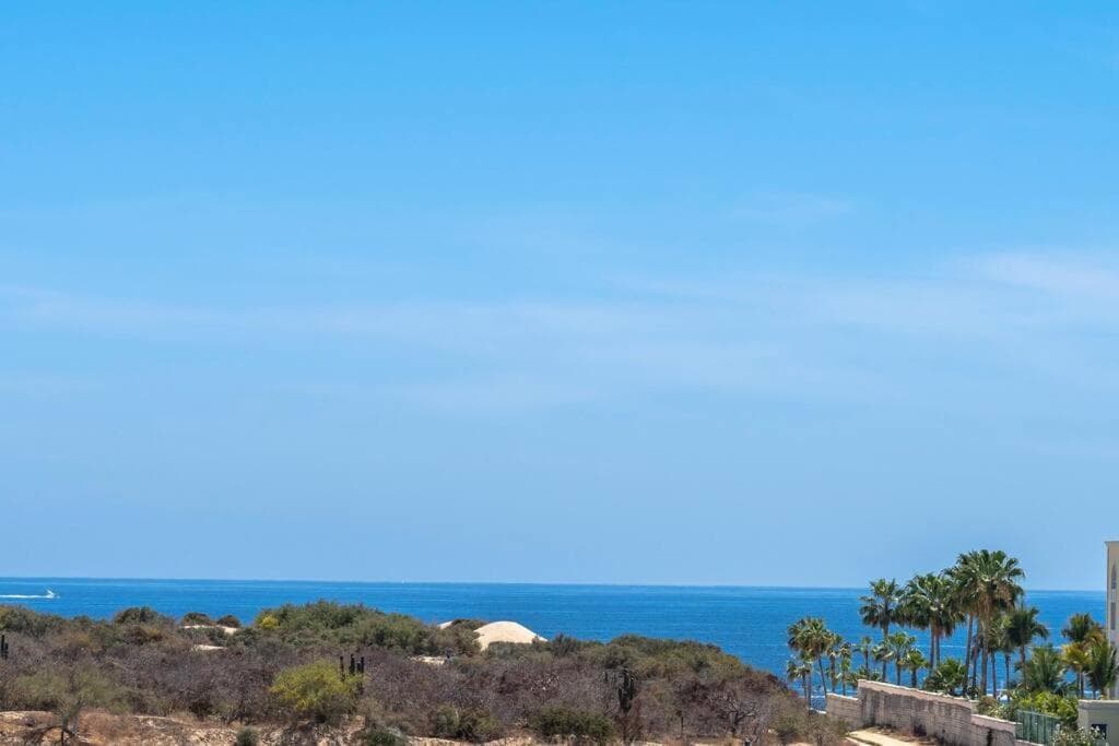 Casa Cabo - THE BEST, fully equipped luxurious brand new condo — 27