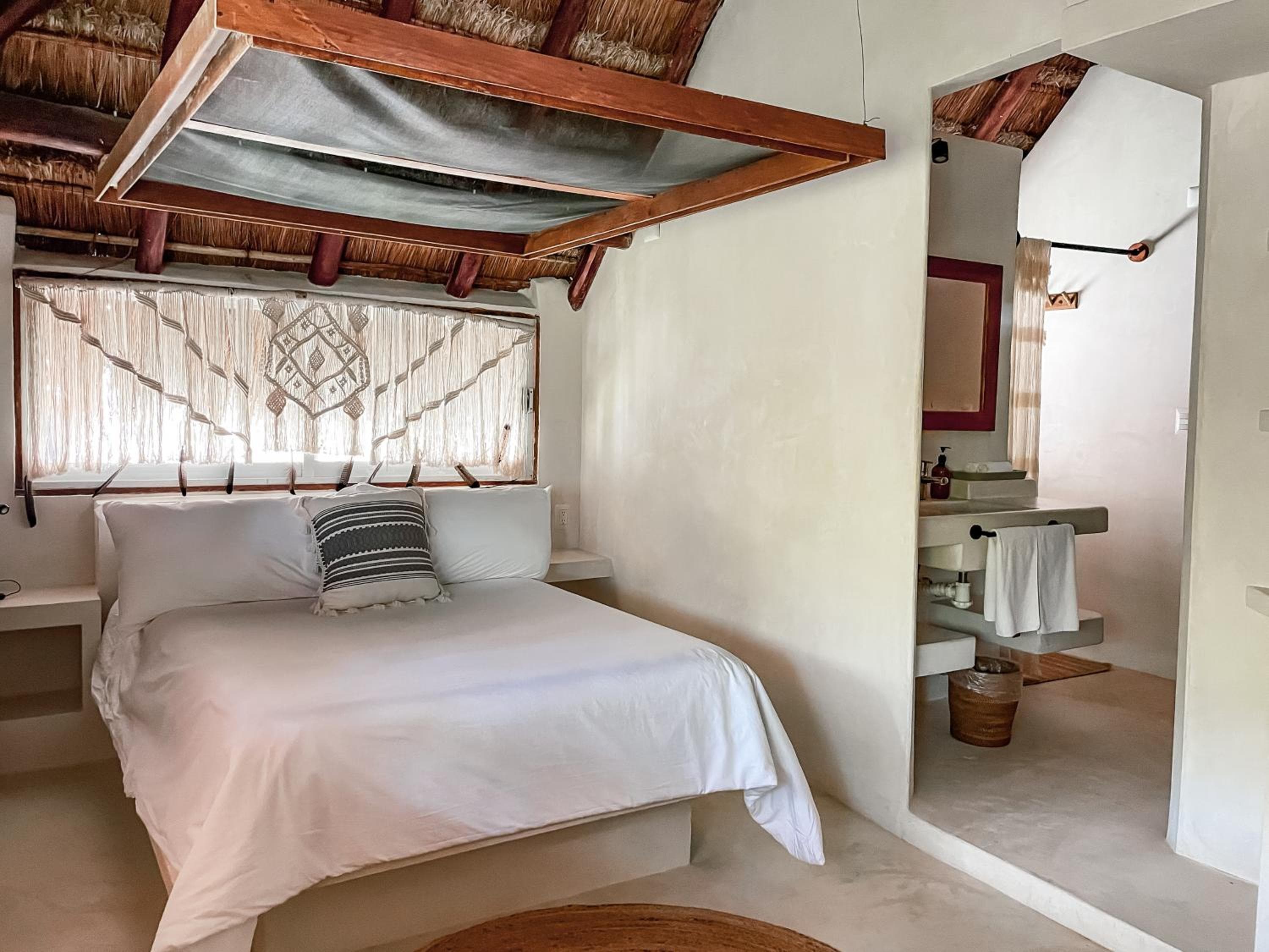 Amansala Resort — 10