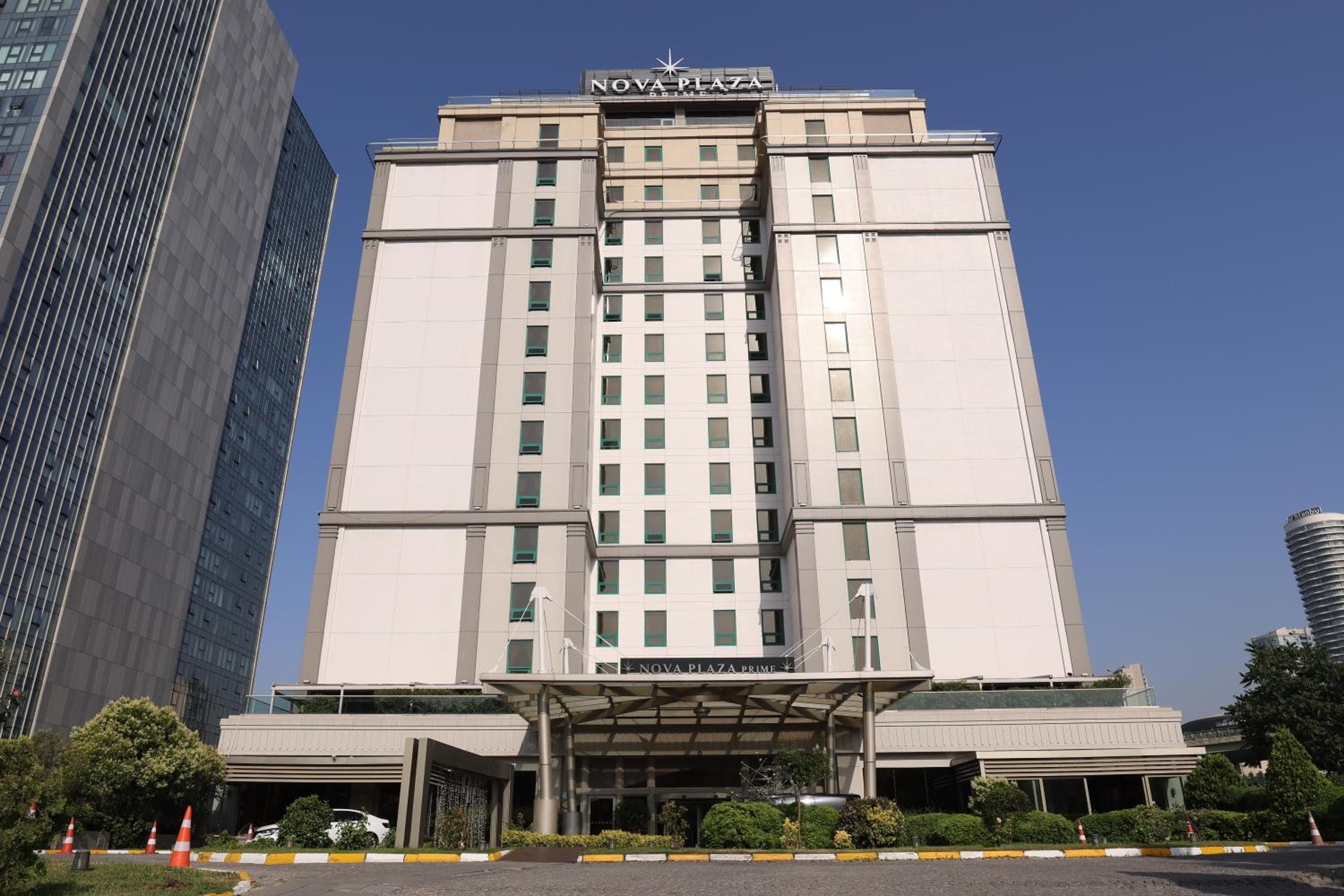 ADM Grand Hotel — 2