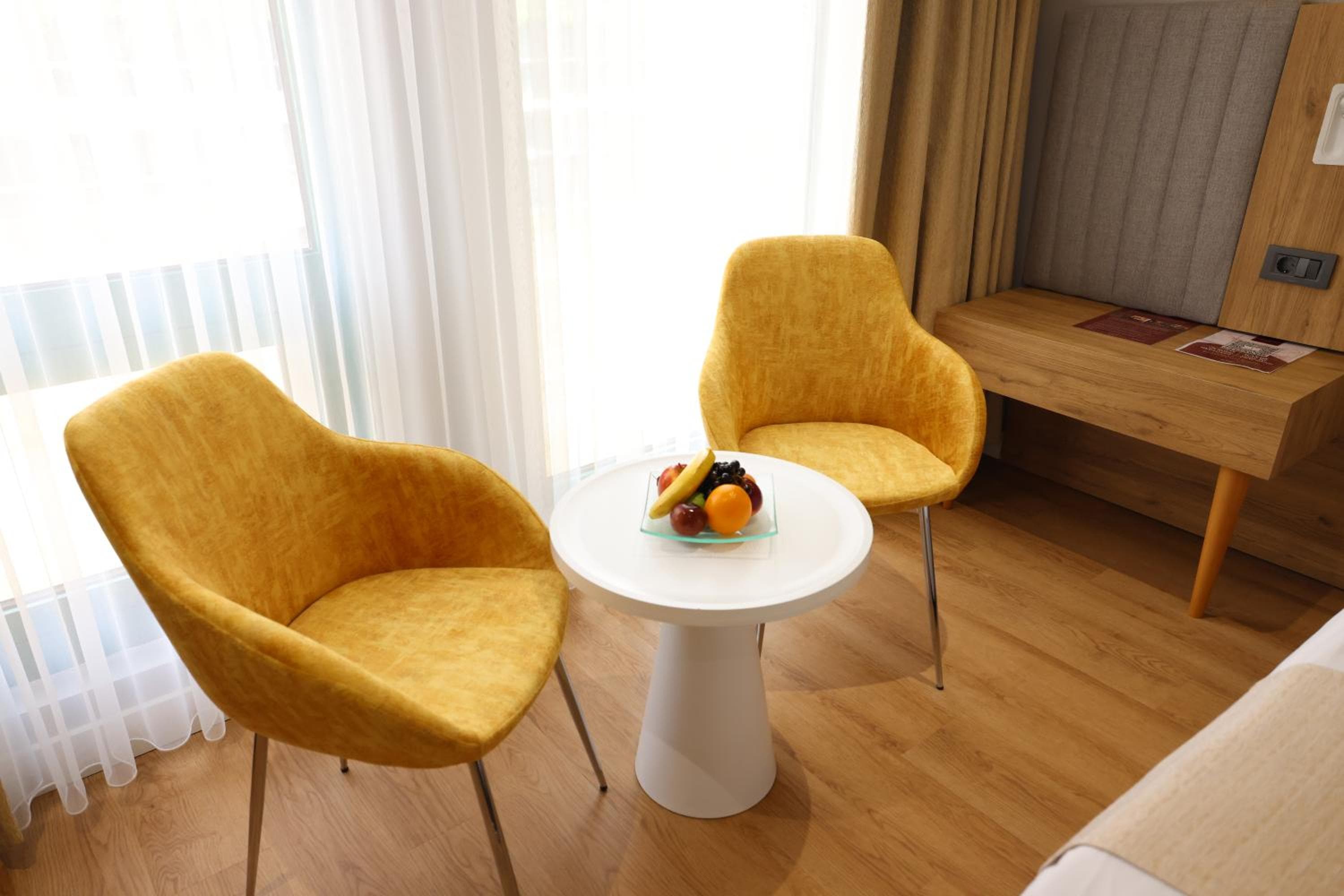 ADM Grand Hotel — 6