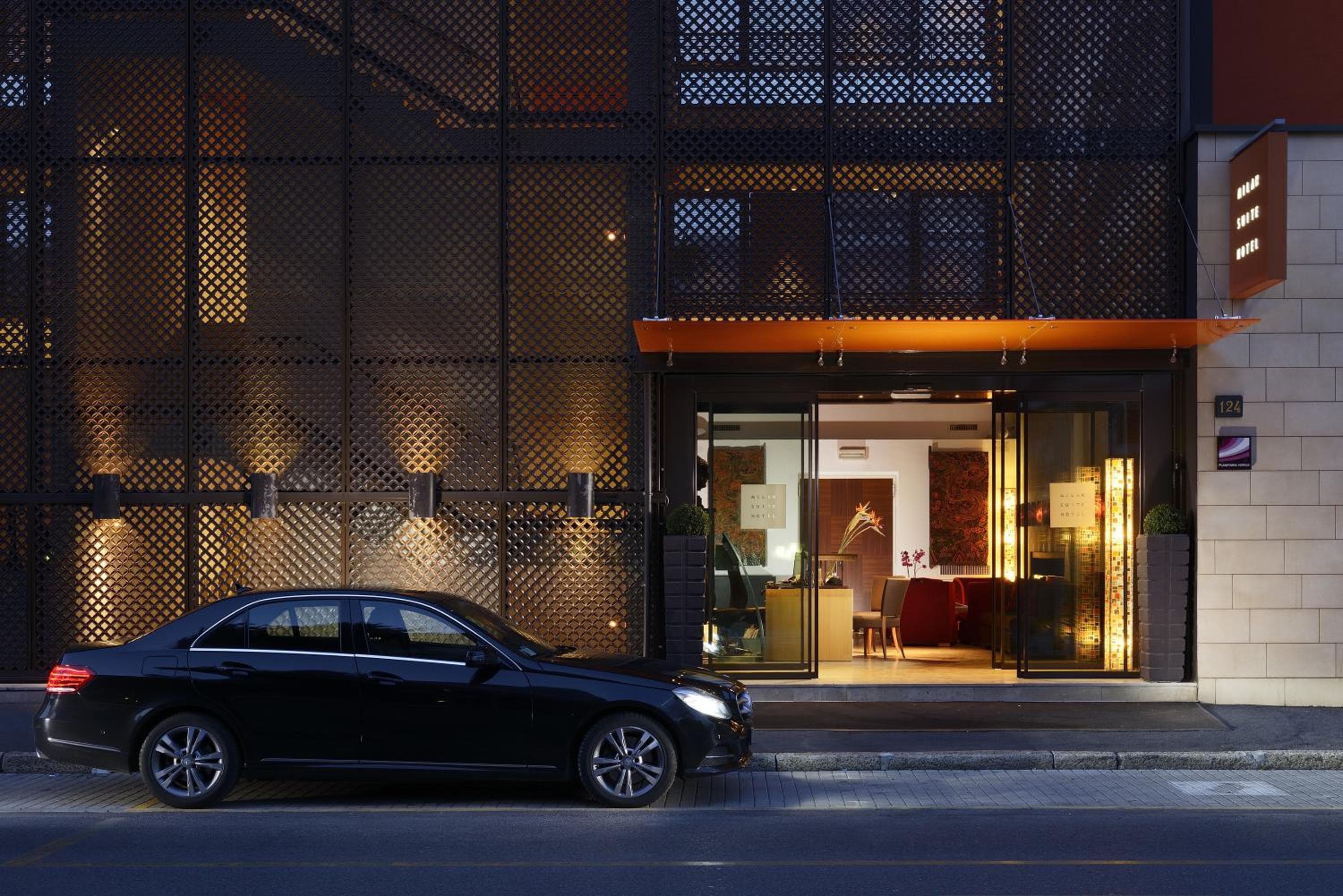 Milan Suite Hotel — 1