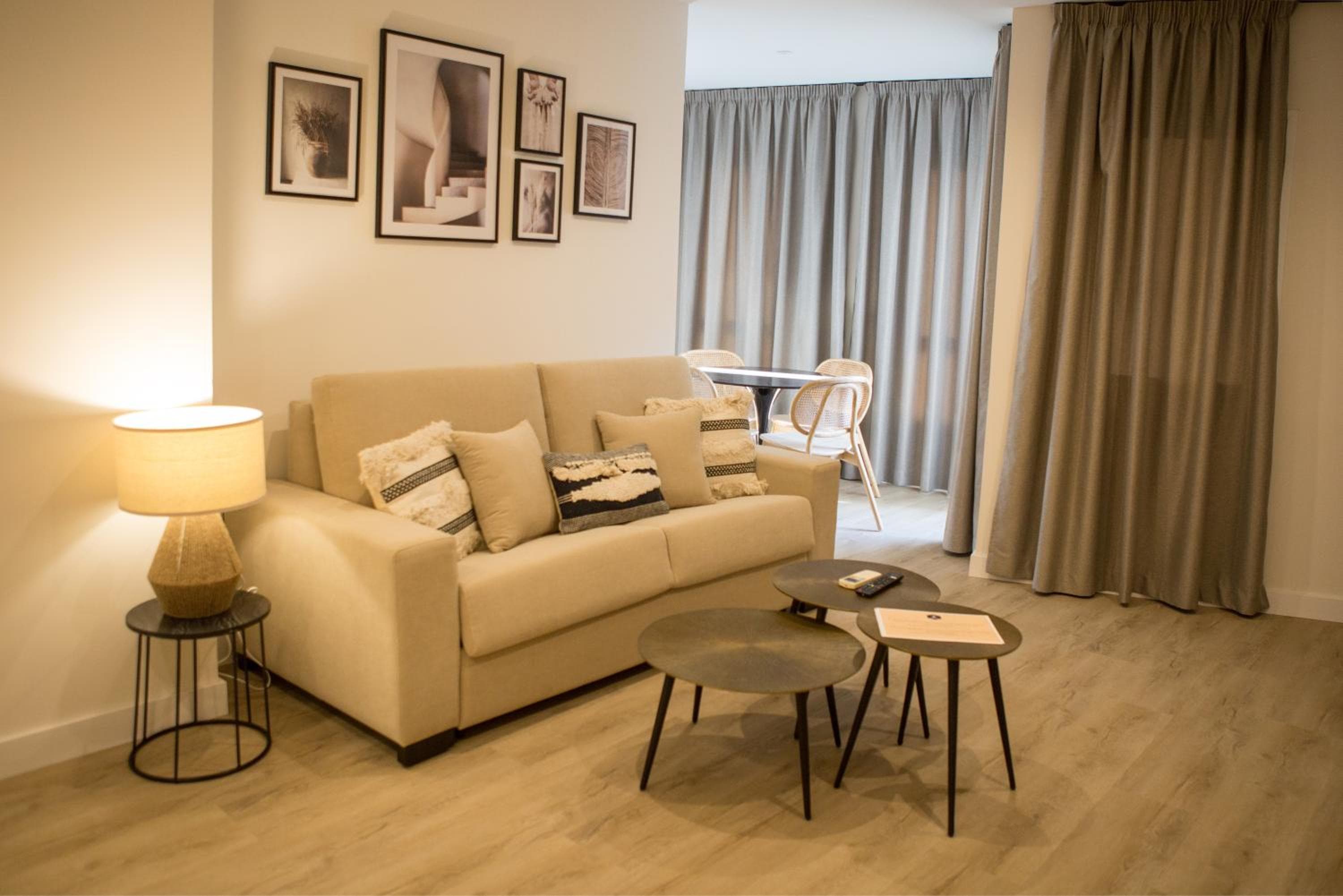 Apartments Málaga Premium - Calle San Telmo — 15