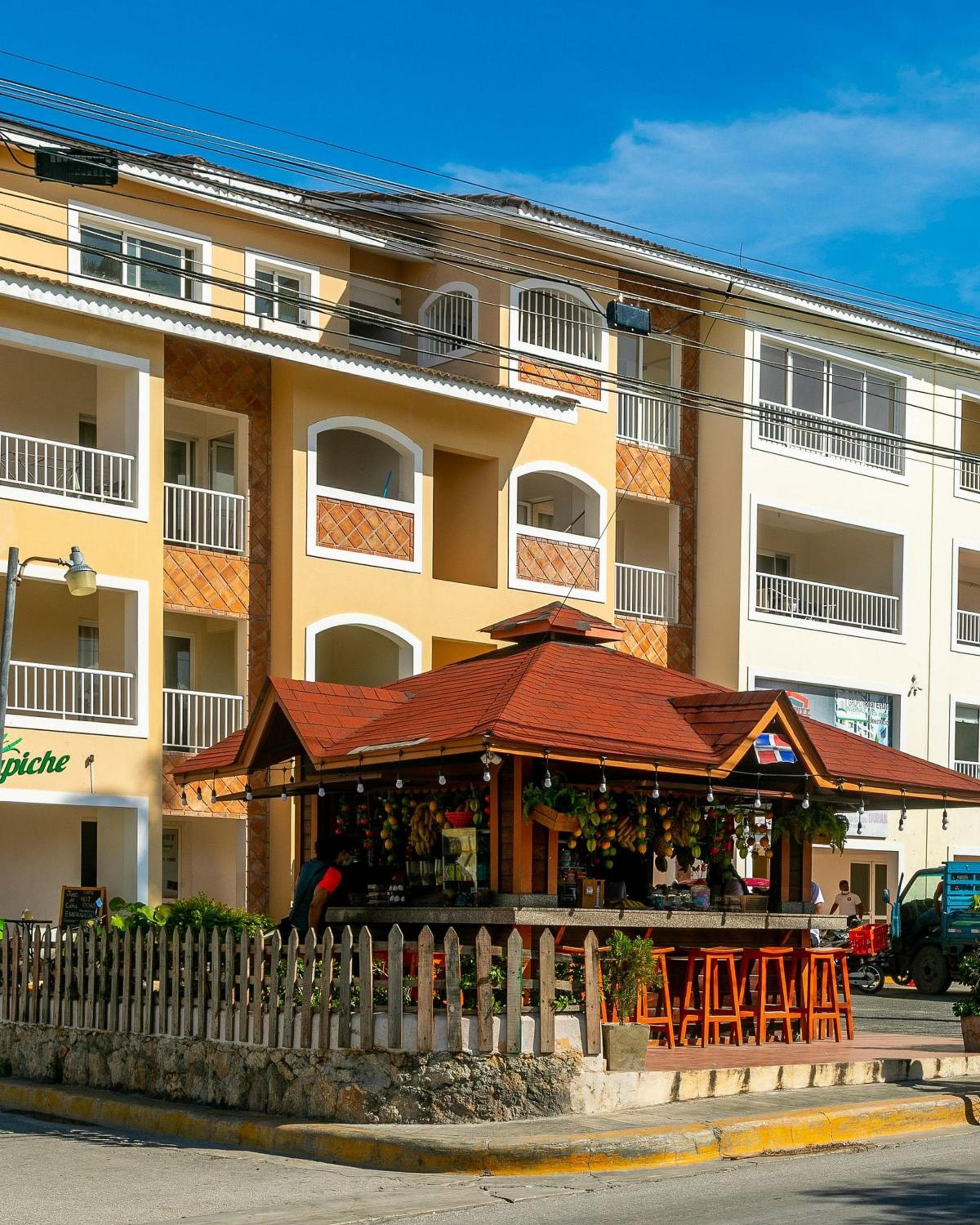Playa Turquesa Beachfront Escape | 3BR | BBQ &Pool — 6