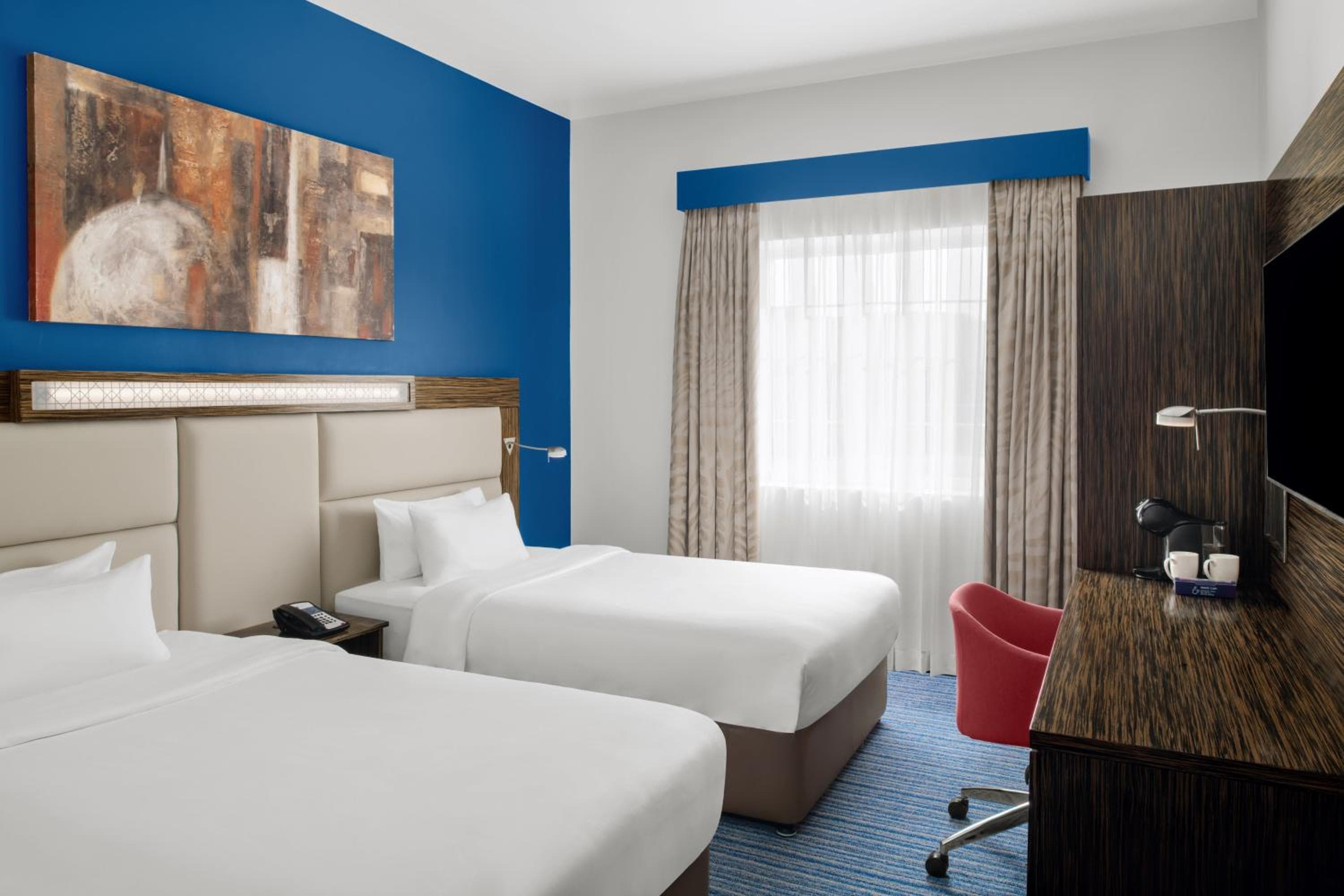 Holiday Inn Express Dubai Safa Park by IHG — 14
