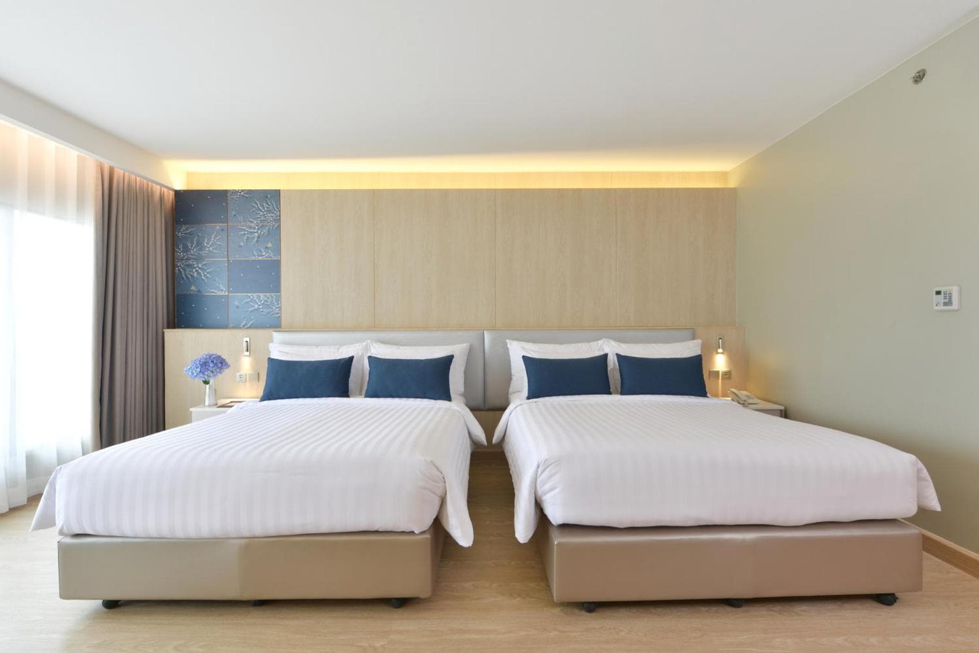 Centre Point Plus Hotel Pratunam — 3