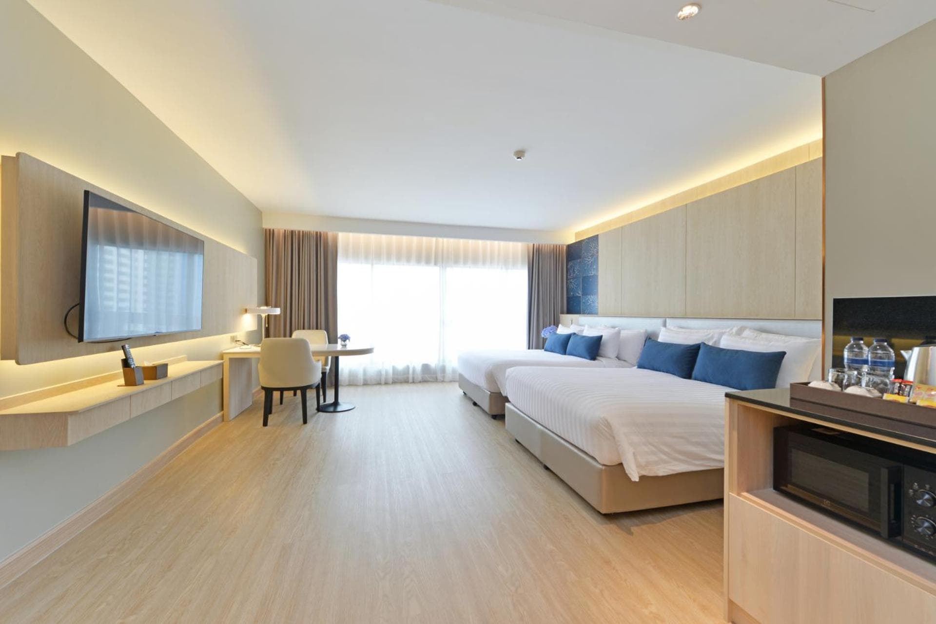 Centre Point Plus Hotel Pratunam — 26