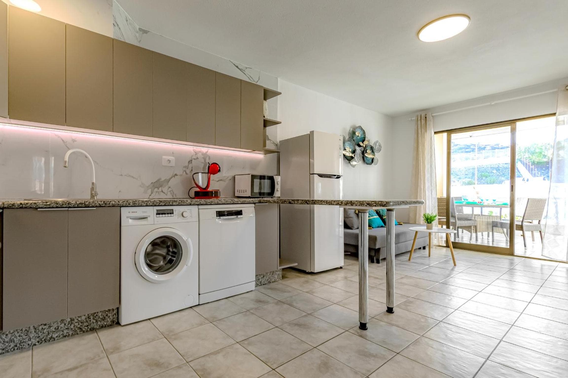 Ocean Terrace Apartment — 3