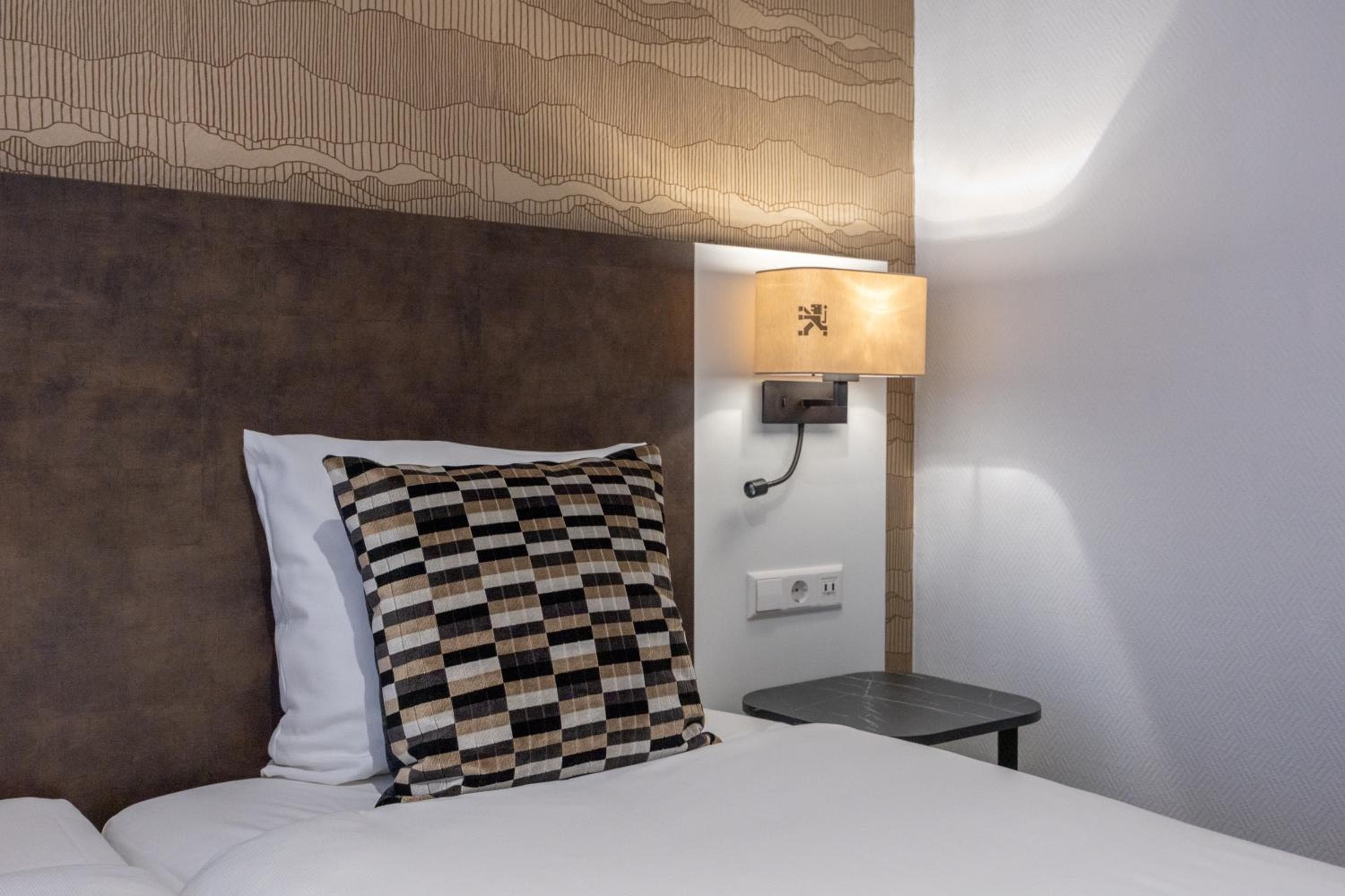Hotel Amsterdam De Roode Leeuw — 14