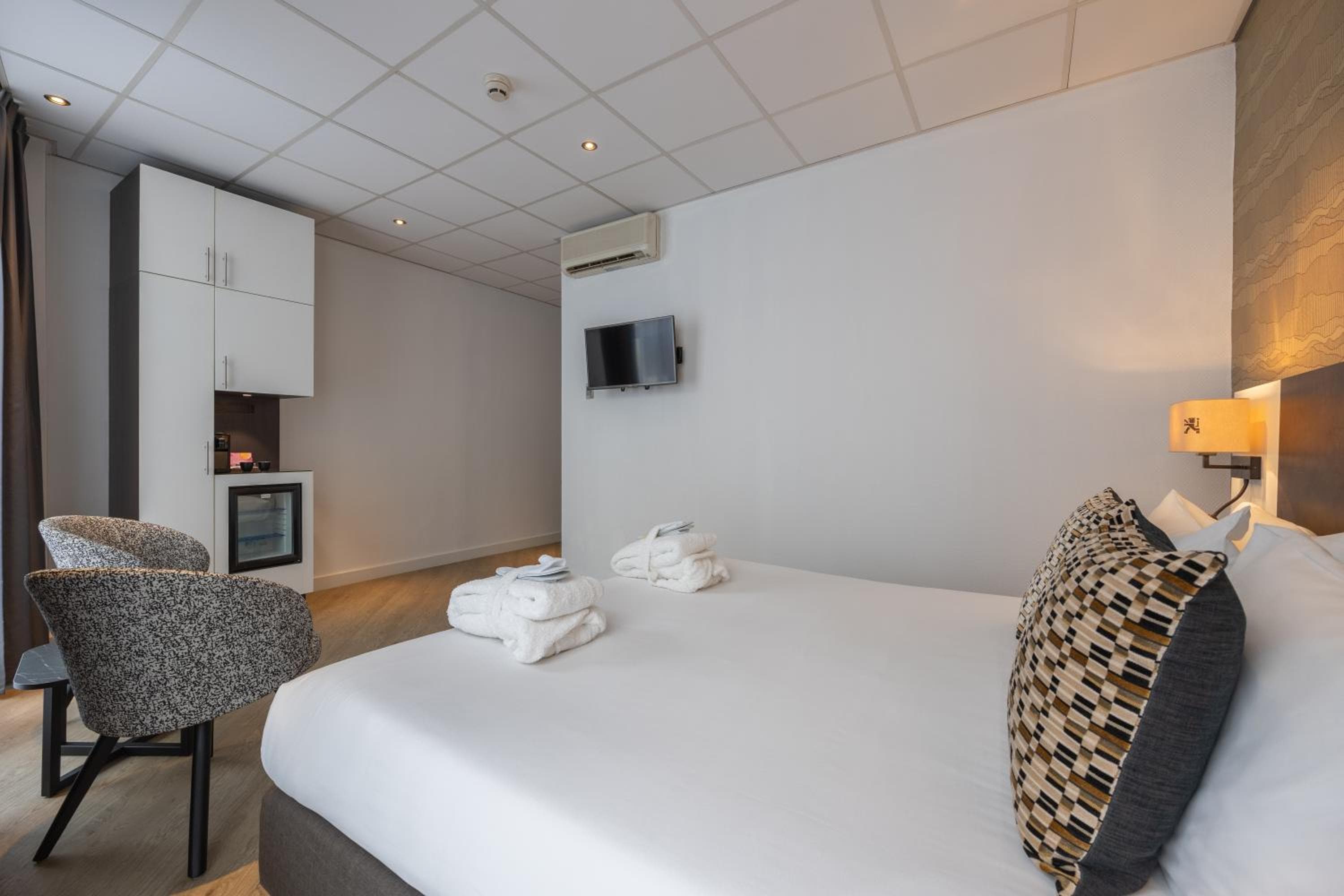 Hotel Amsterdam De Roode Leeuw — 27