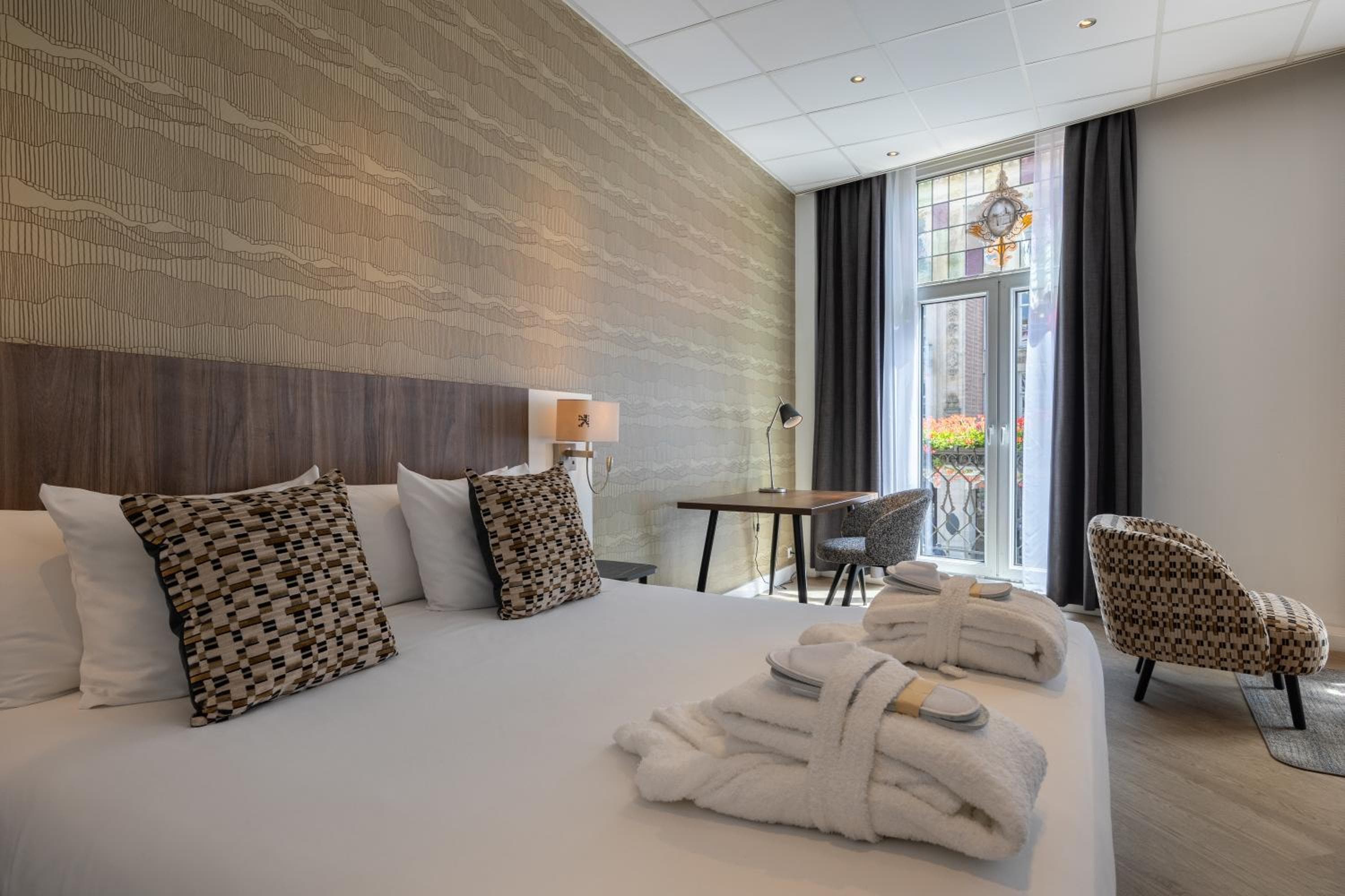 Hotel Amsterdam De Roode Leeuw — 23