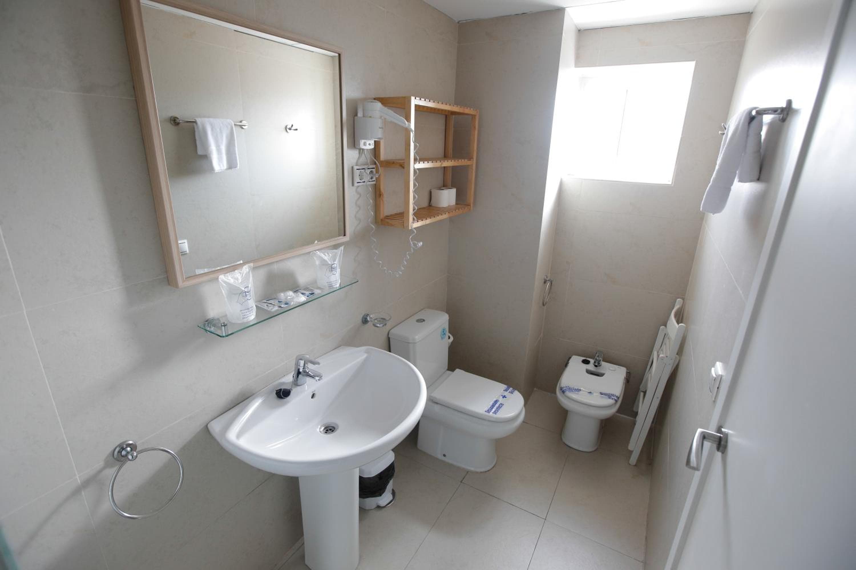Hotel Eliseos — 28
