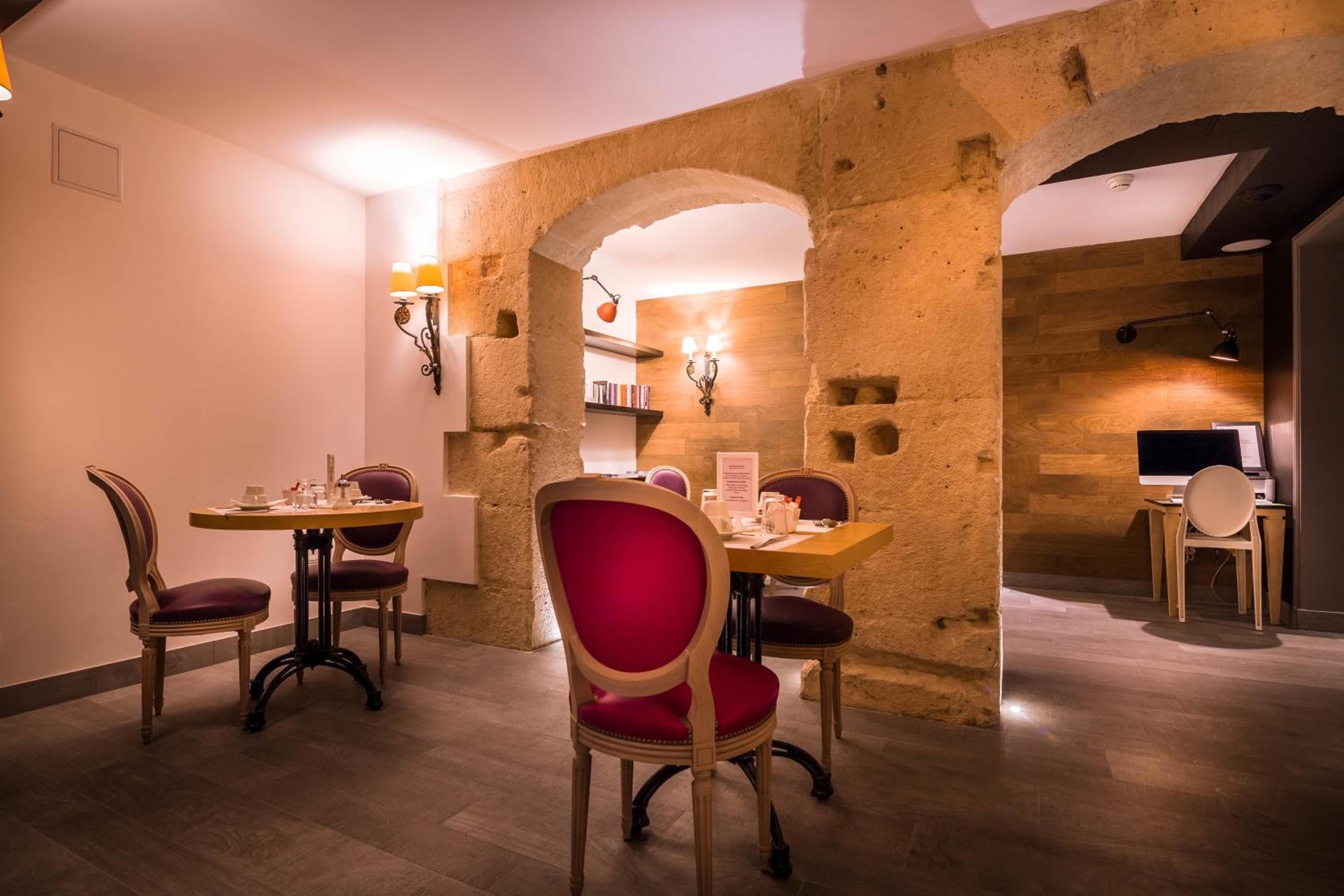 Hotel Marais Grands Boulevards — 10