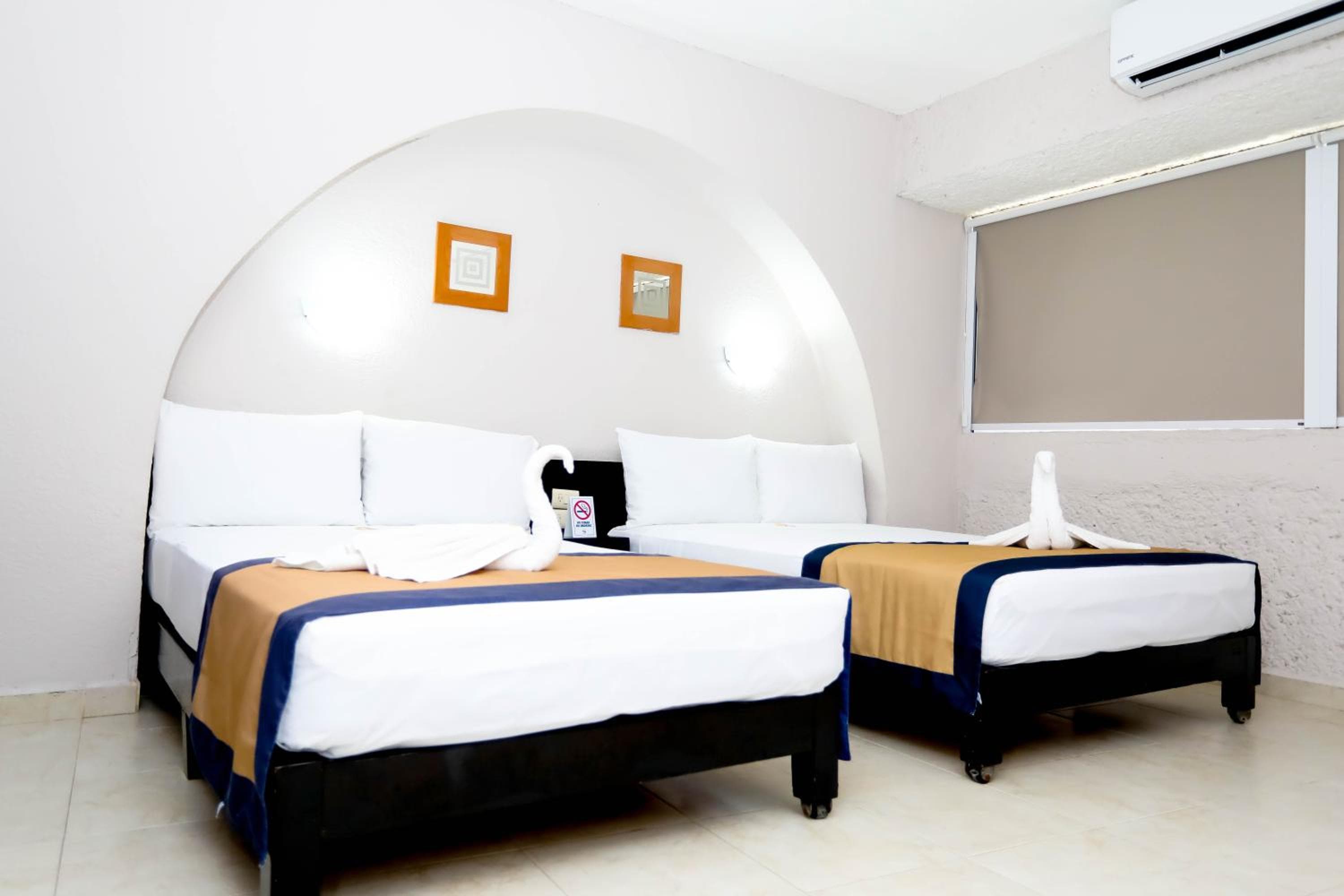 Hotel Caribe Internacional Cancun — 15