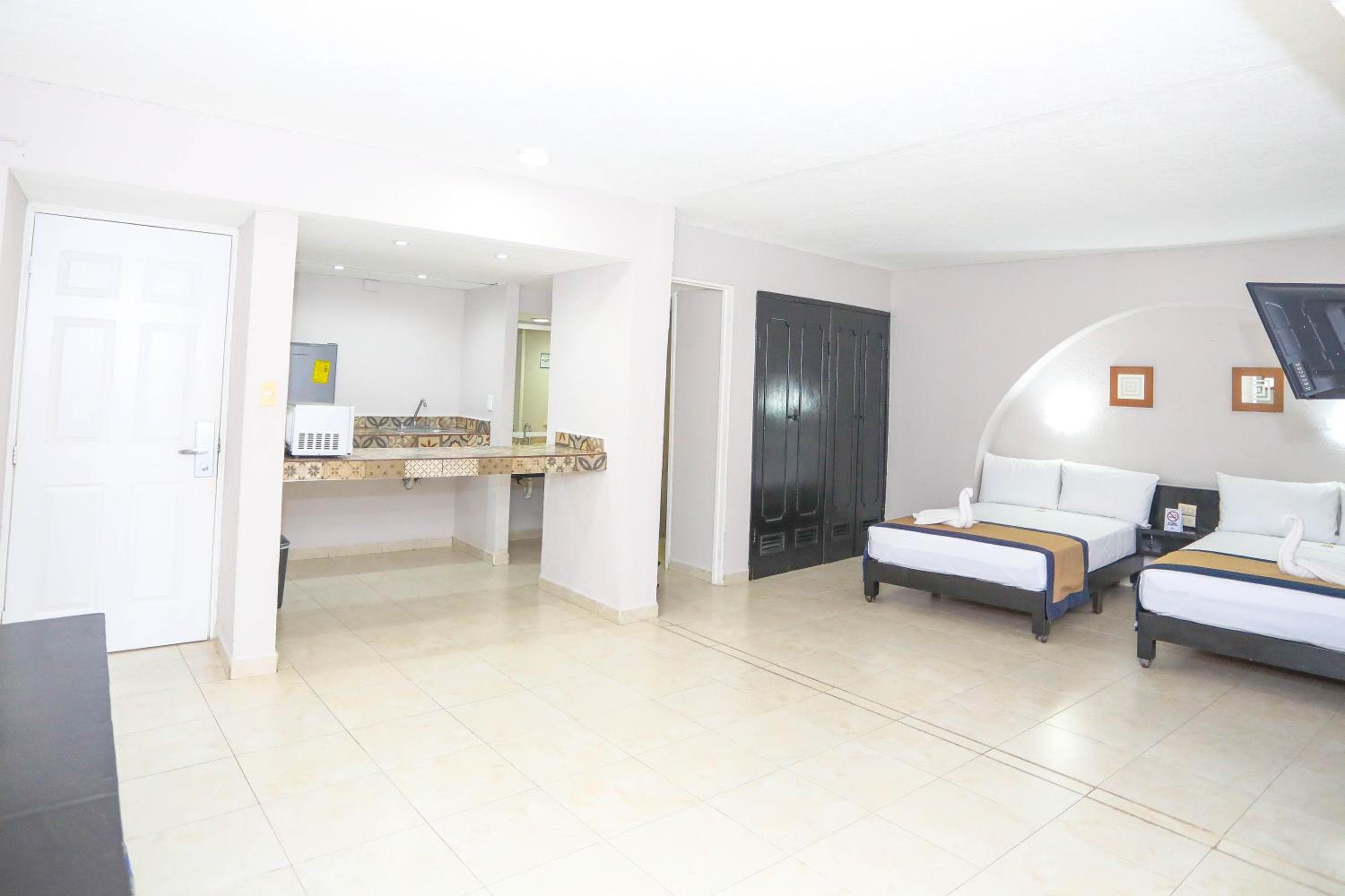 Hotel Caribe Internacional Cancun — 17