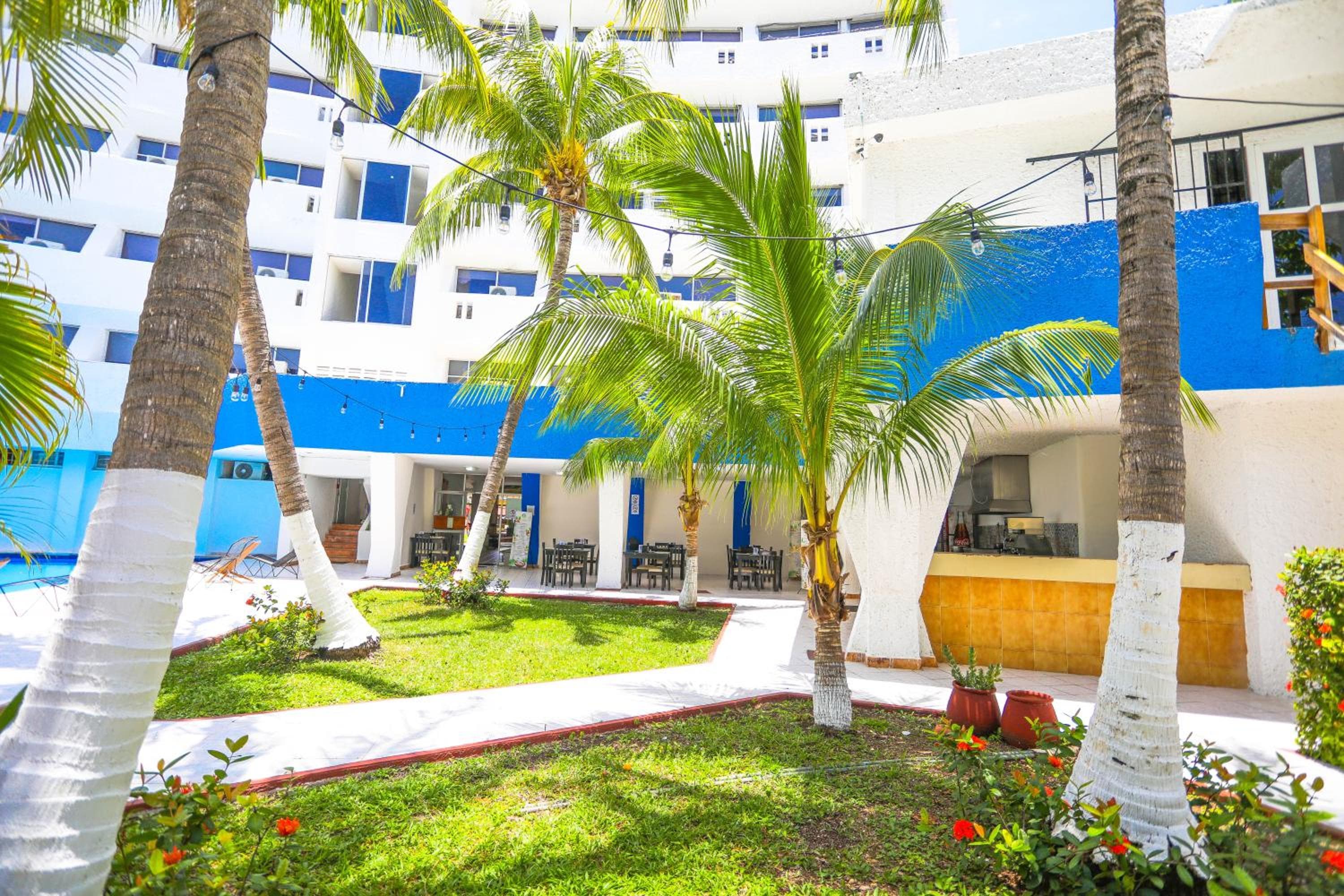 Hotel Caribe Internacional Cancun — 2