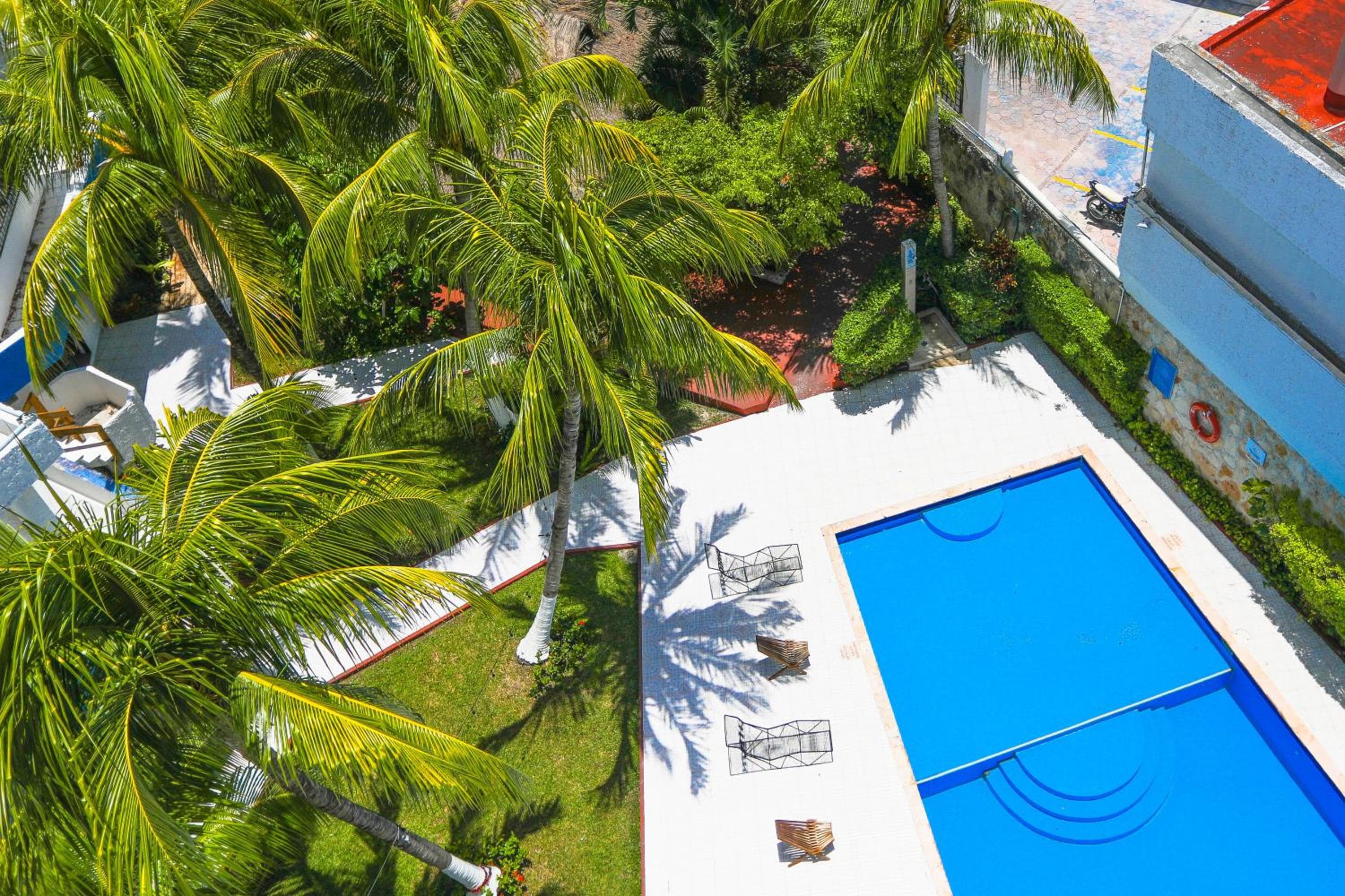 Hotel Caribe Internacional Cancun — 25