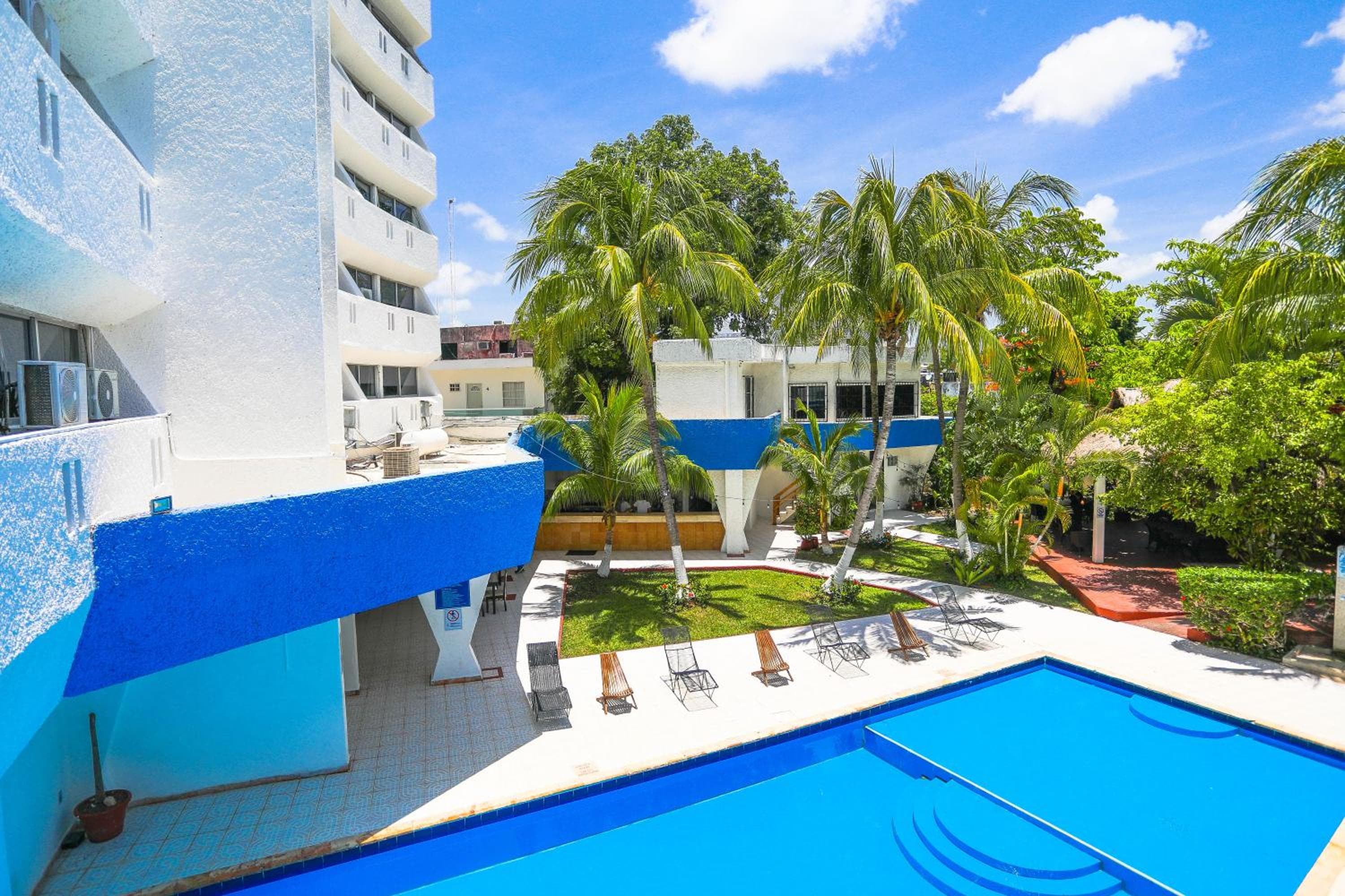 Hotel Caribe Internacional Cancun — 30