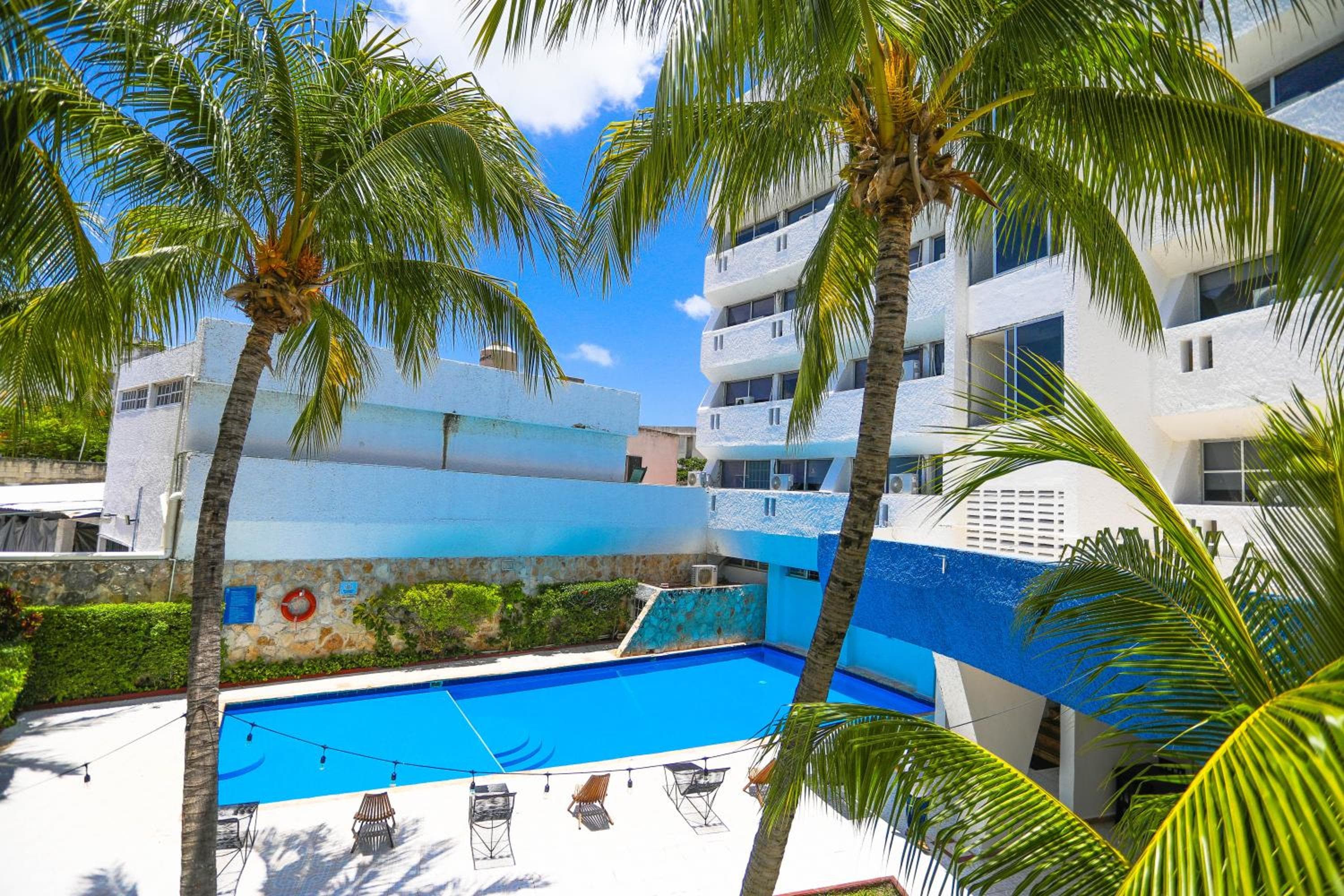 Hotel Caribe Internacional Cancun — 10
