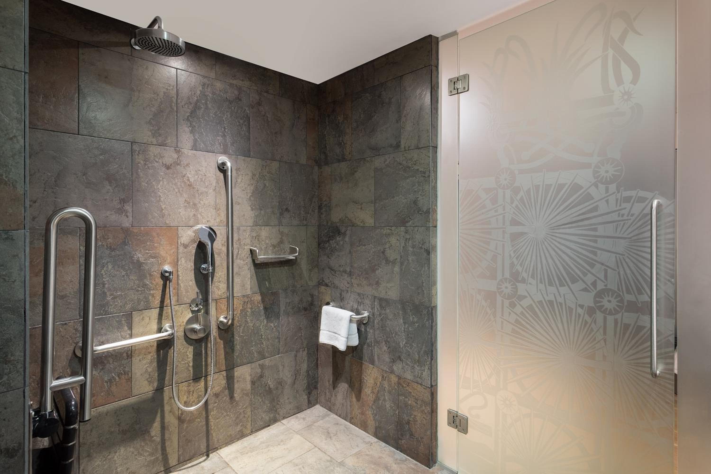 Le Meridien Barcelona — 24