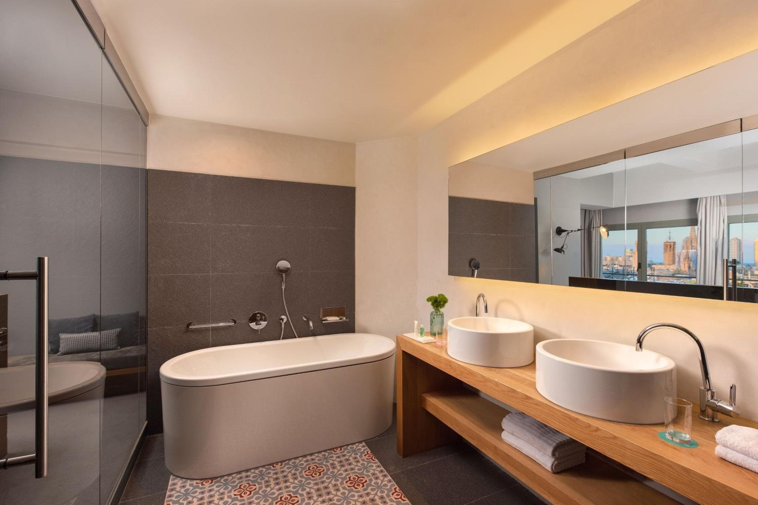 Le Meridien Barcelona — 30