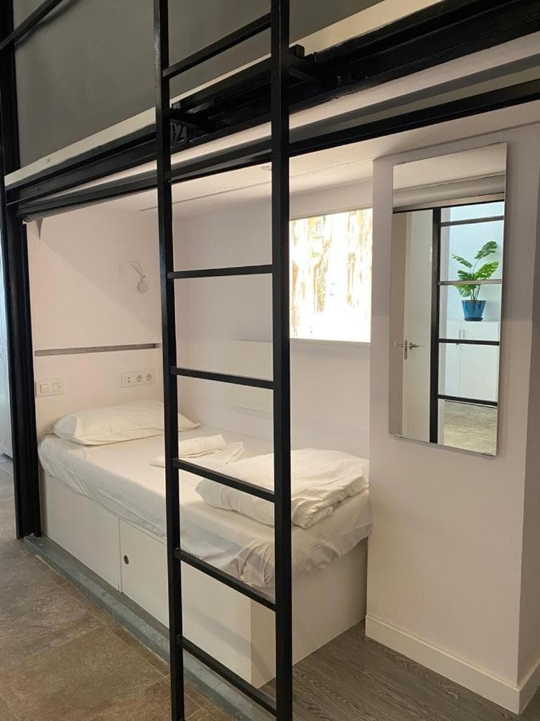 M Pods Malaga — 15