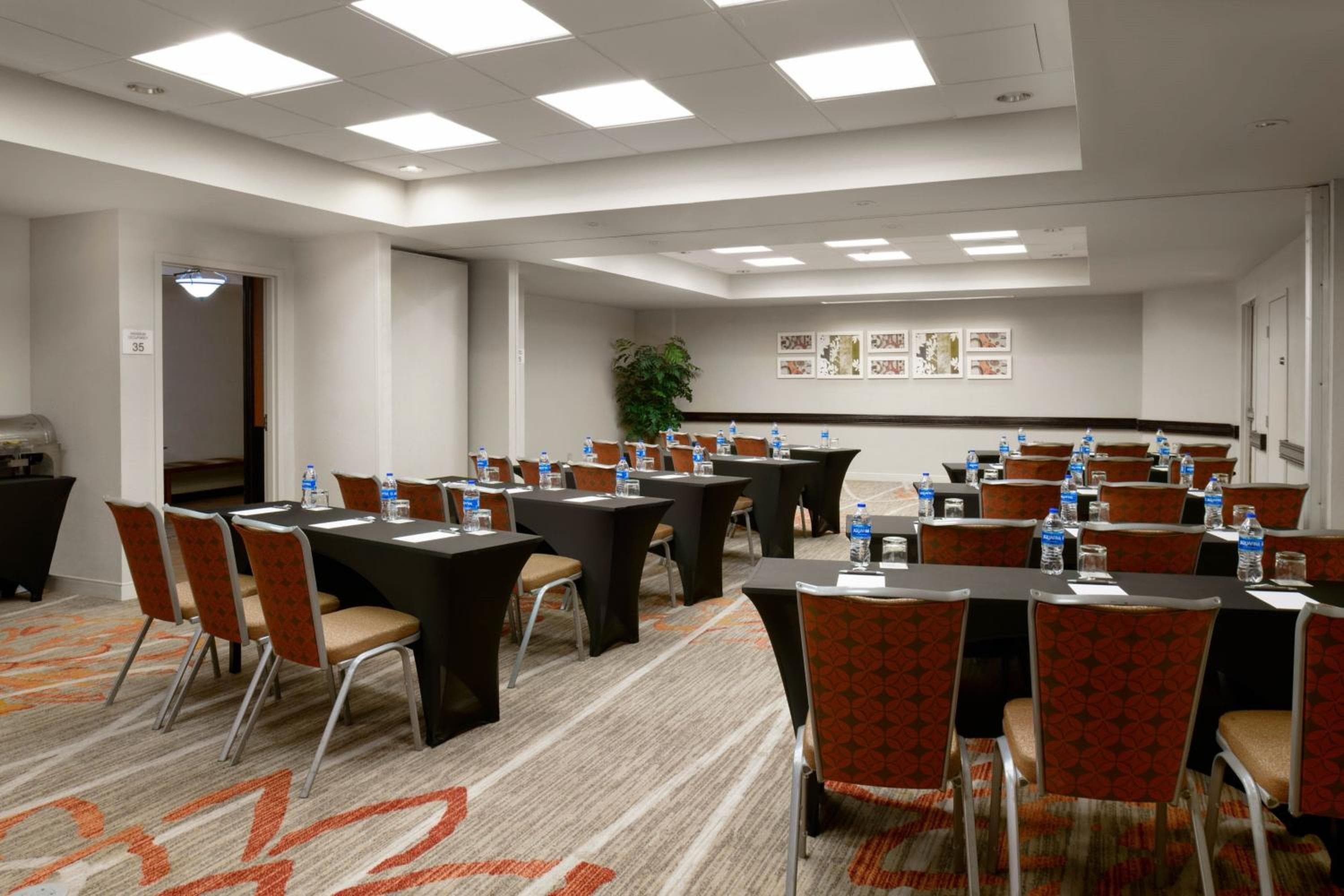 Sheraton Suites Orlando Flughafenhotel — 24