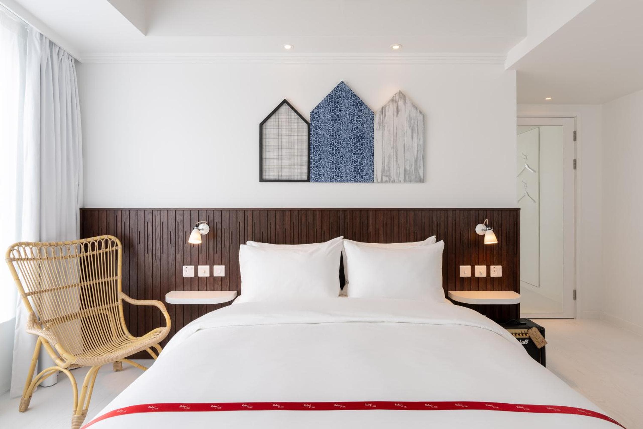 Ruby Zoe Hotel London — 17