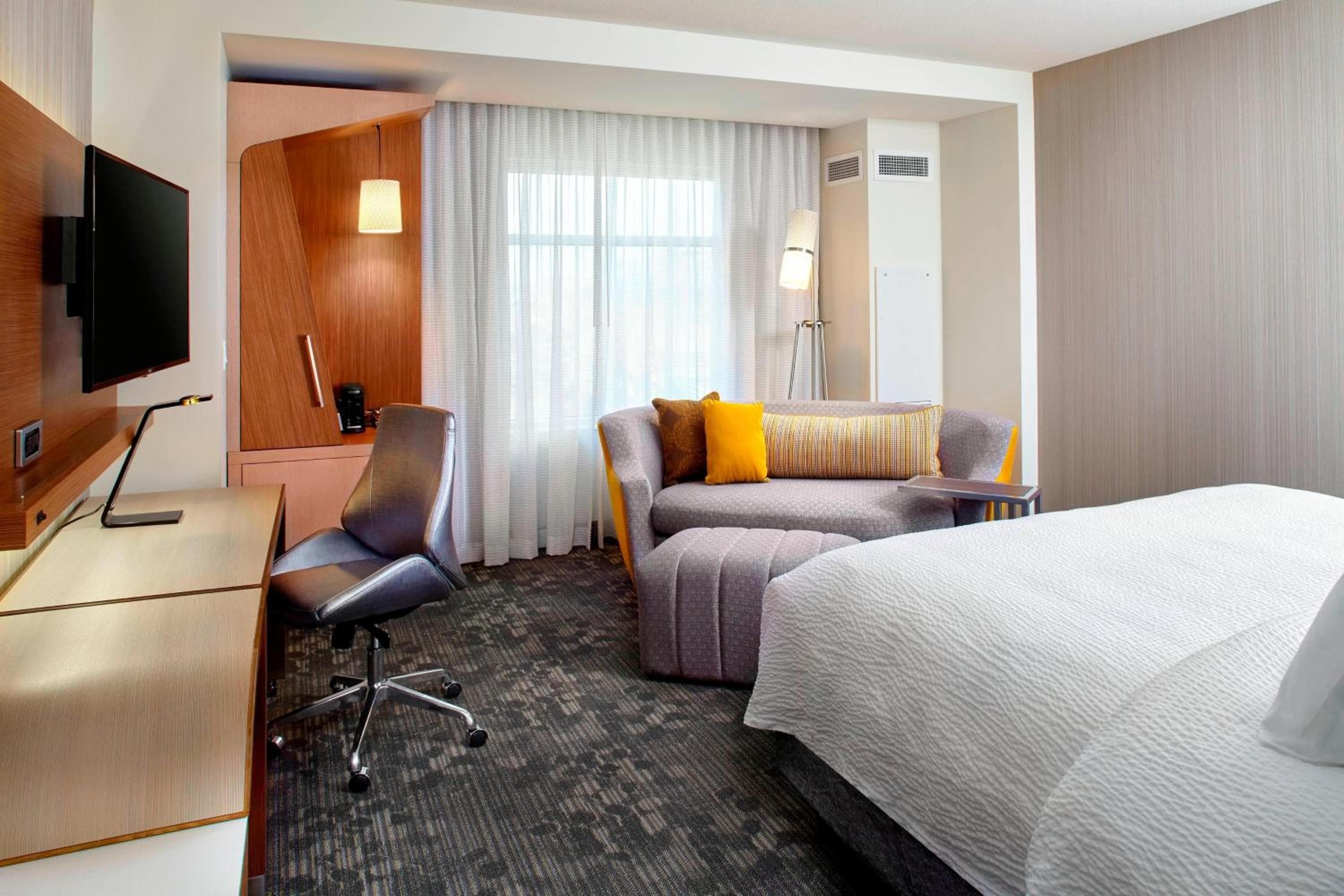 Cortile del Marriott Orlando Lake Nona — 7