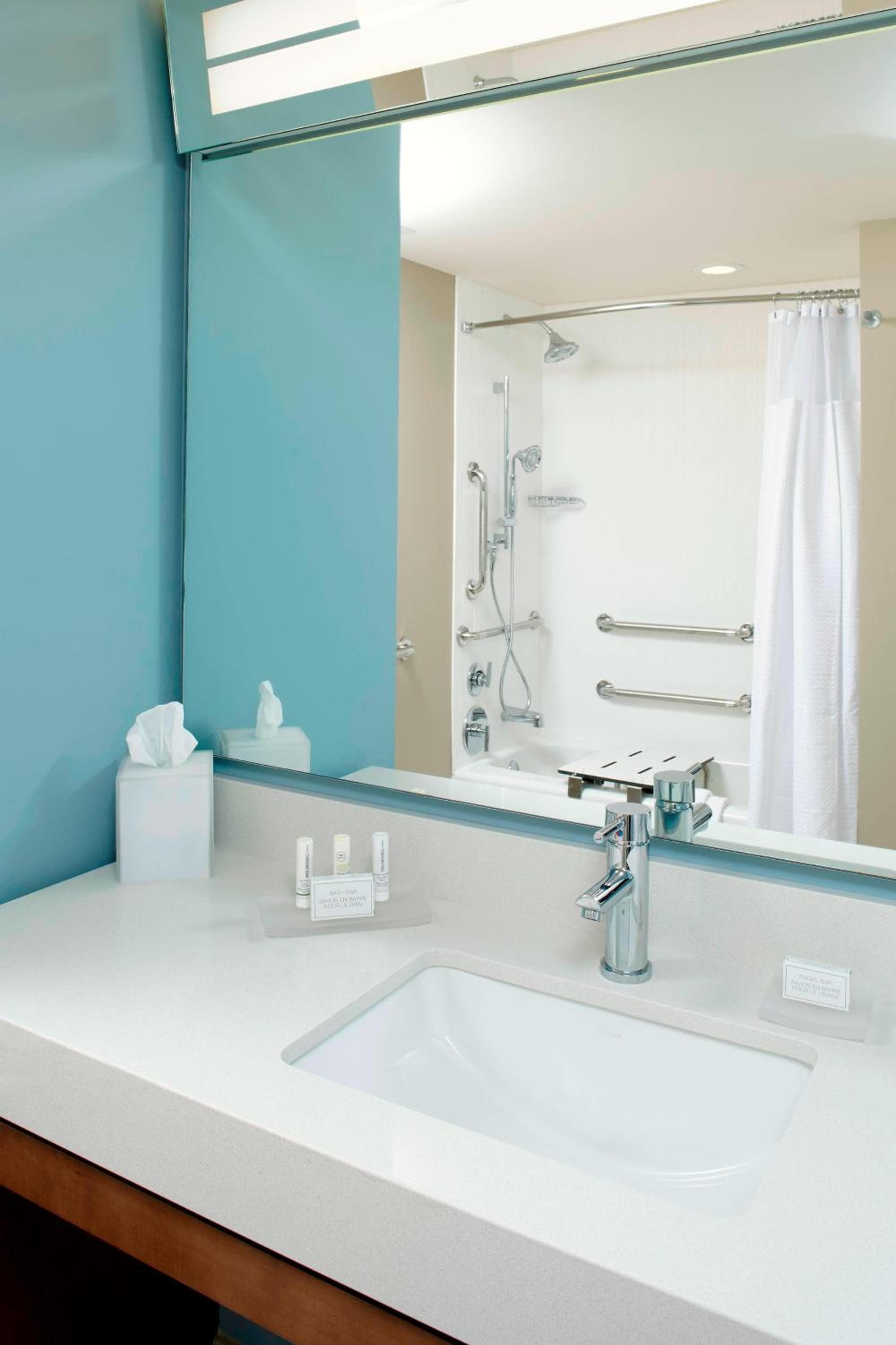 Cortile del Marriott Orlando Lake Nona — 17