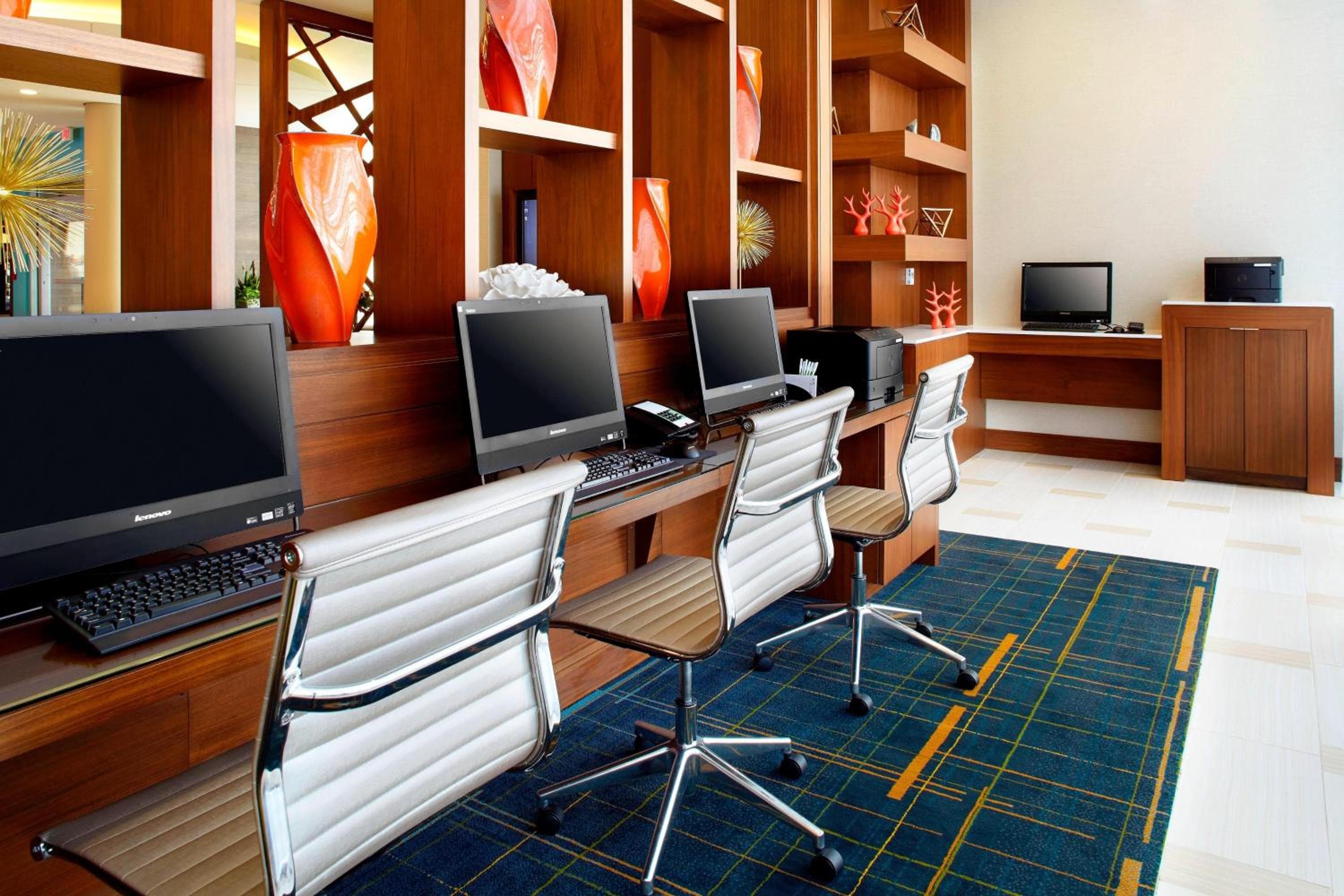 Cortile del Marriott Orlando Lake Nona — 25