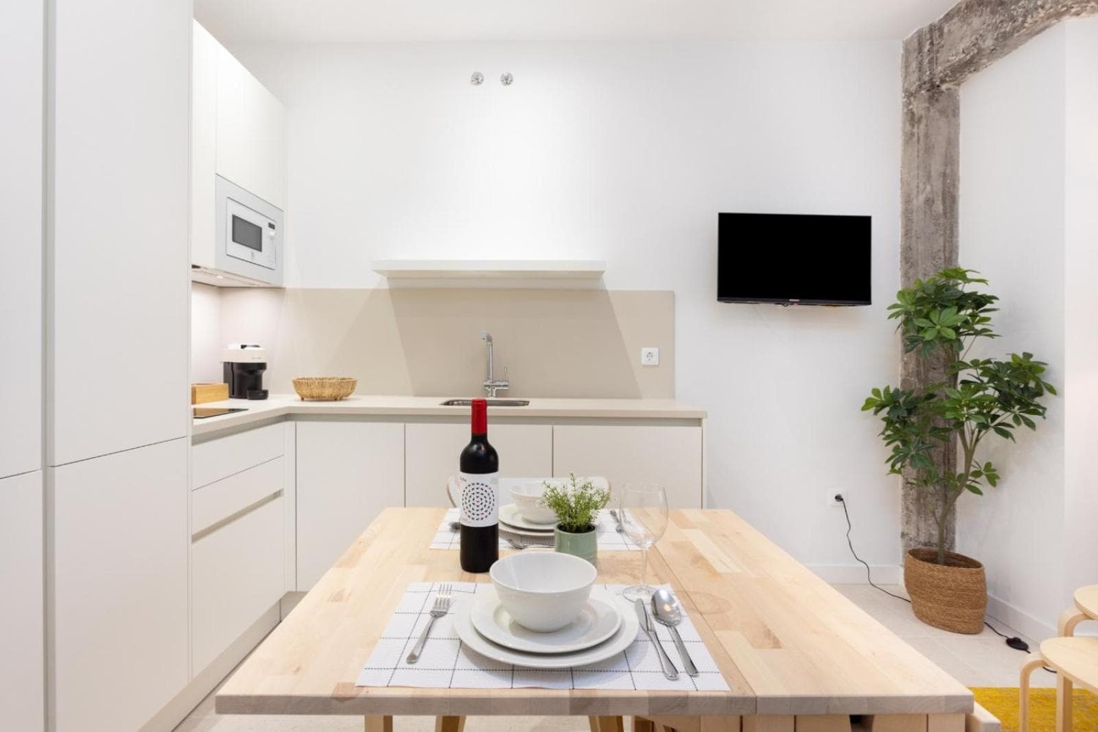 APARTAMENTOS PLAZA DEL CHARCO I — 4