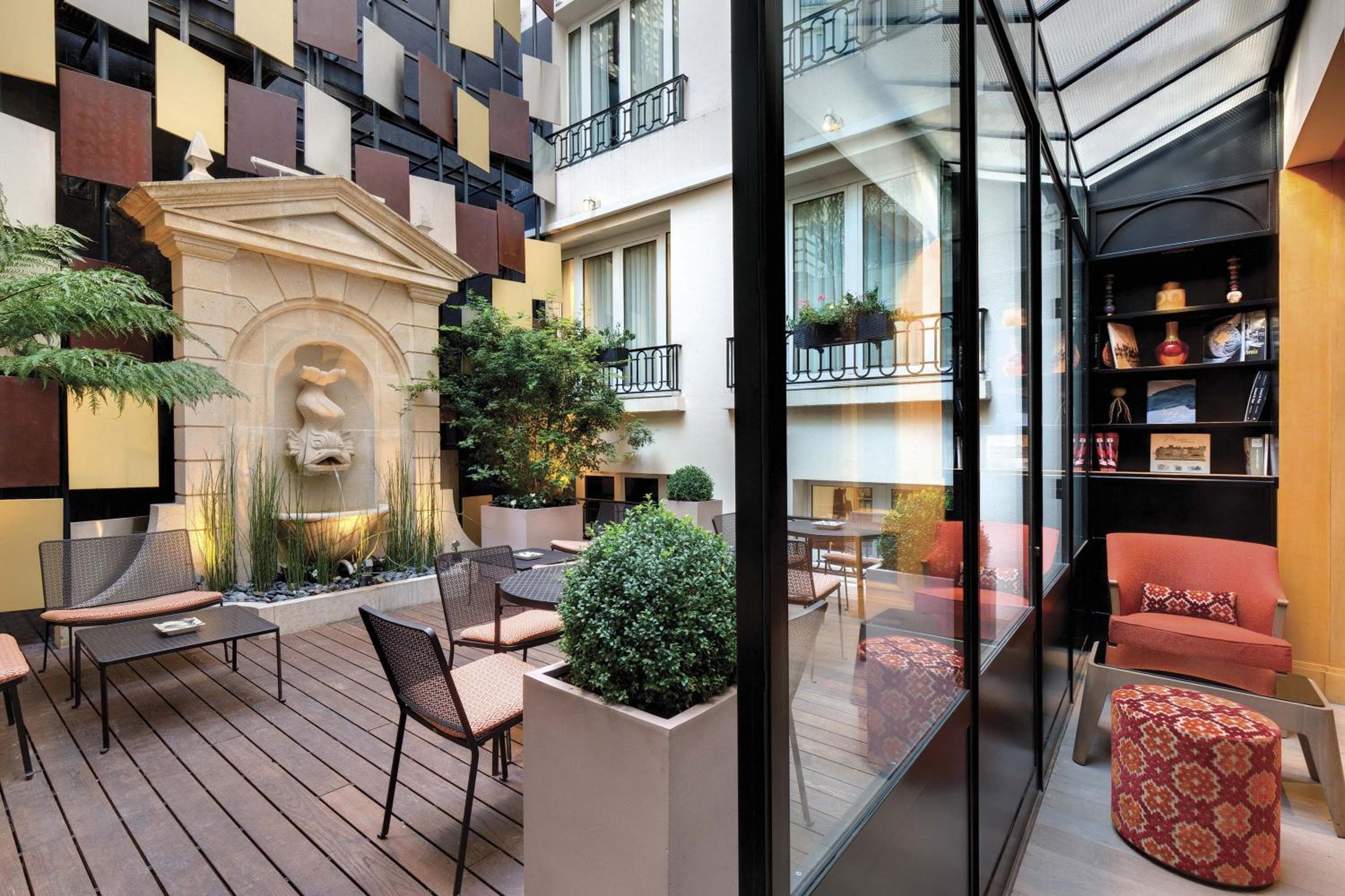 Rochester Champs Elysees — 17