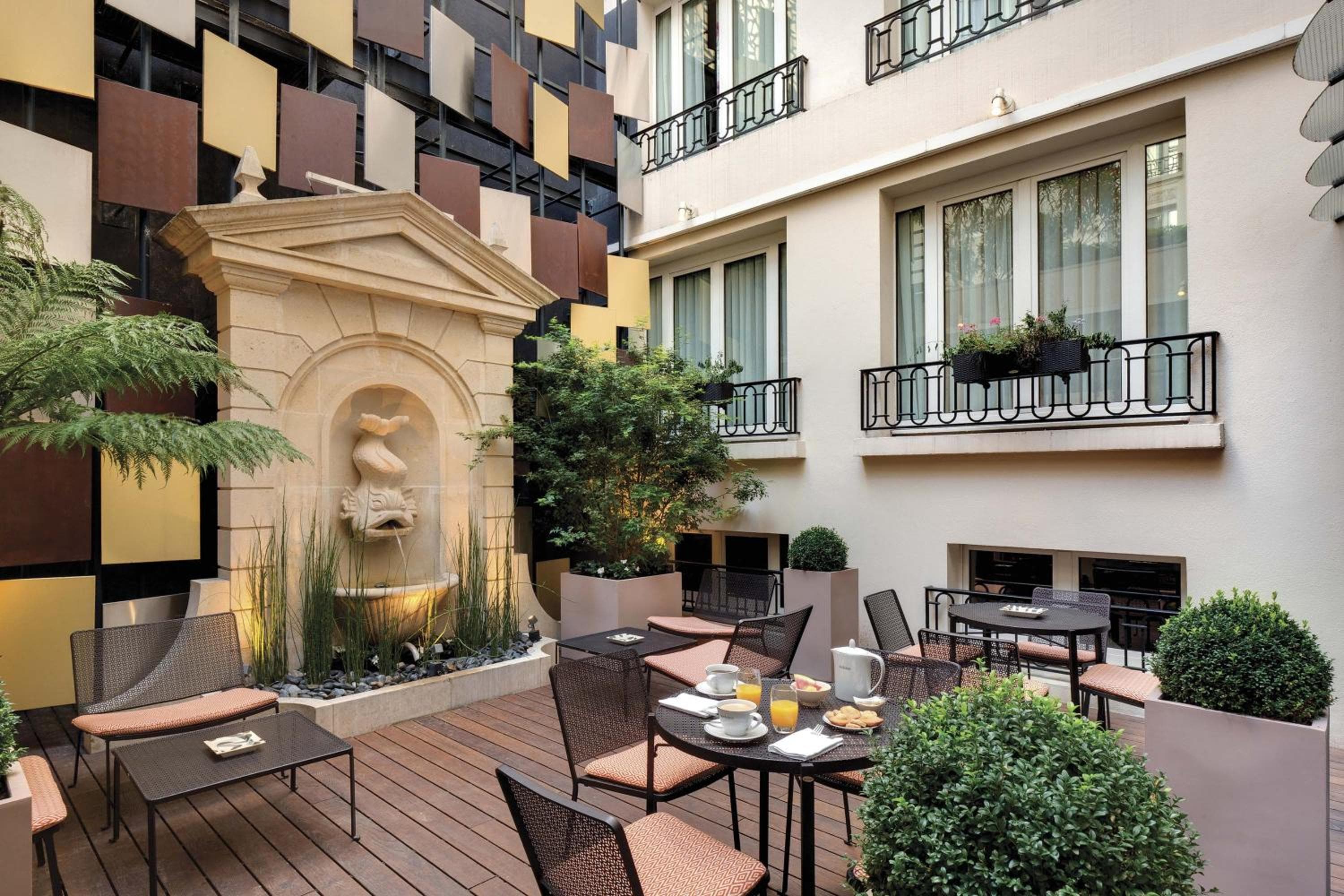 Rochester Champs Elysees — 16