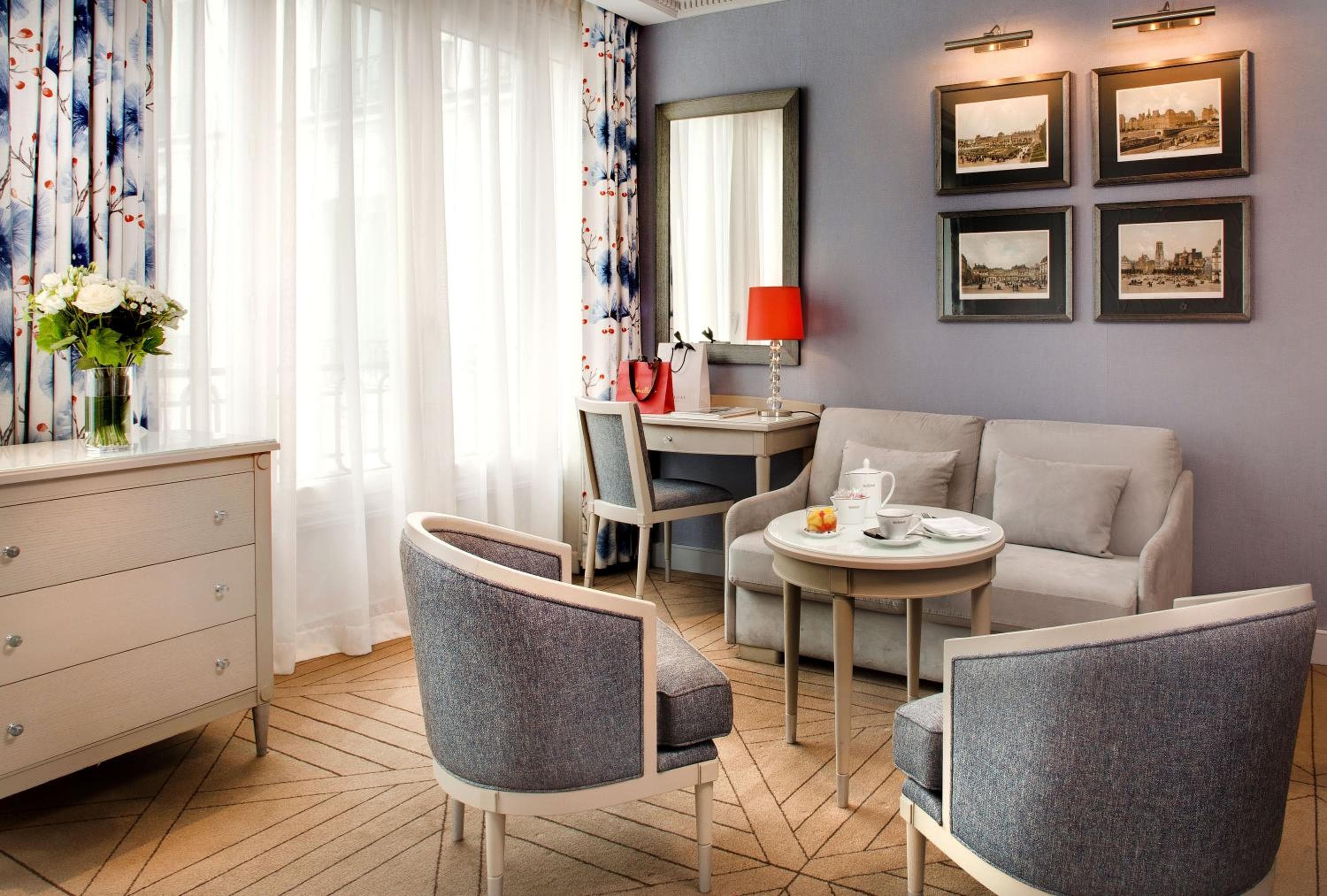 Rochester Champs Elysees — 28