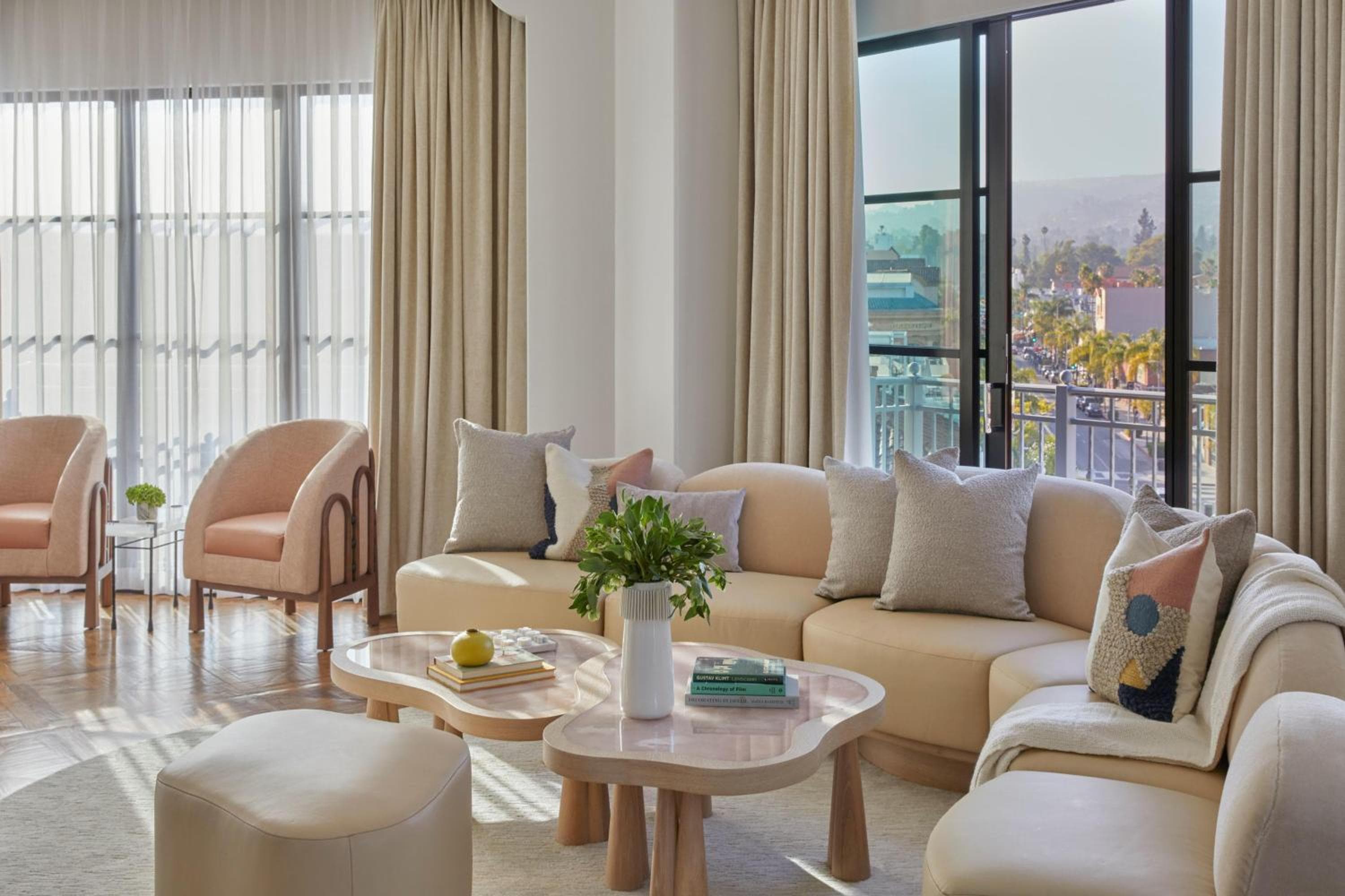 The Maybourne Beverly Hills, Maybourne — 9