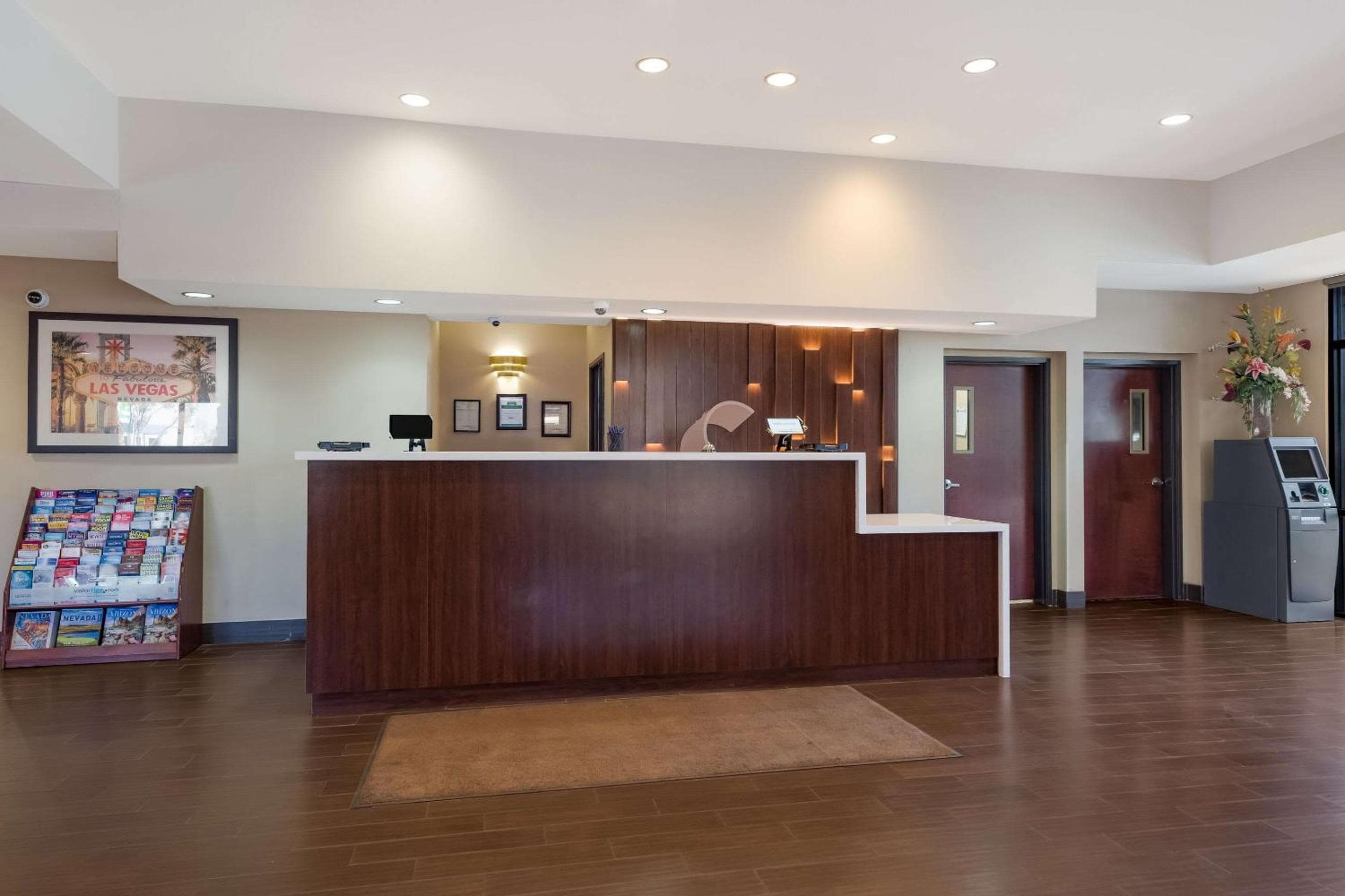 Comfort Inn & Suites Las Vegas - Nellis — 9