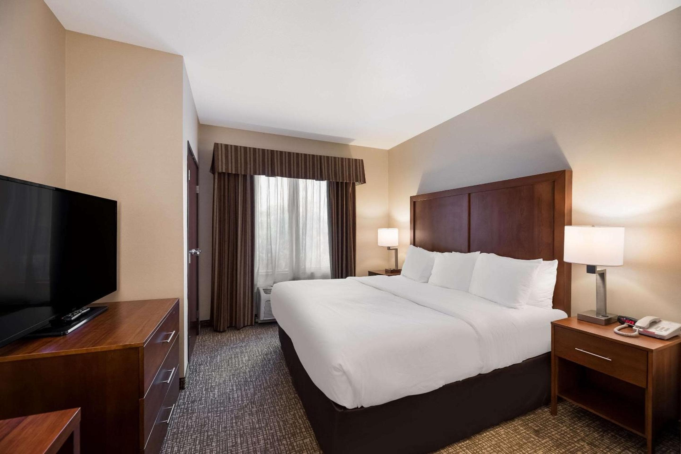 Comfort Inn & Suites Las Vegas - Nellis — 26